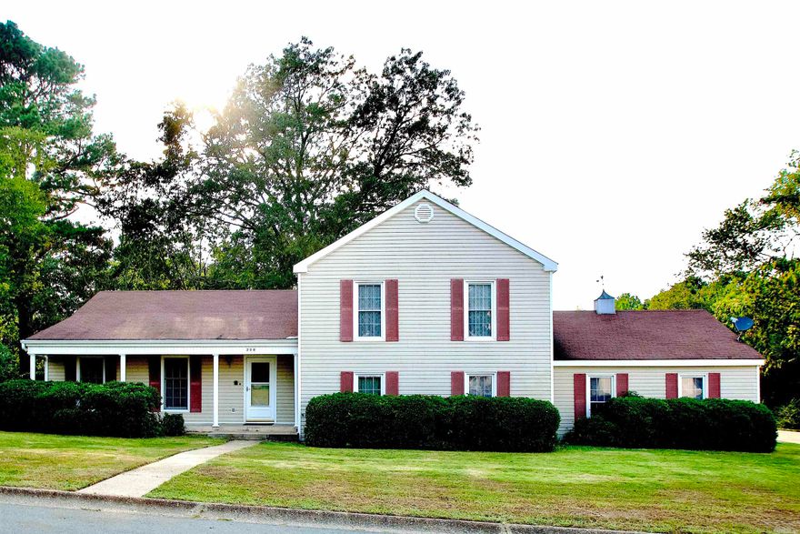 Beautiful & Spacious Home in Hot Springs!  Welcome to 208 Ridge One Circle — a well-maintained 4-bedroom, 3-bath home offering comfort, space, and endless potential. The main level features vaulted ceilings in the living room, kitchen, and dining room, filling the home with light and openness. The eat-in kitchen boasts granite countertops, a double oven, electric stovetop, dishwasher, garbage disposal, abundant cabinetry, and a large picture window with serene views of the private backyard.     The upper floor includes the master suite with walk-in closet and private bath, plus two additional bedrooms and a second full bath. Downstairs, you’ll find a second living area, a guest bedroom with full bath and walk-in shower, a large laundry room, and exceptional storage space.   Quality features include an AO Smith 100-gallon gas water heater, Trane AC and gas furnace, and a beautiful chandelier in the formal dining room. With a little updating, this already well-cared-for home could be truly stunning