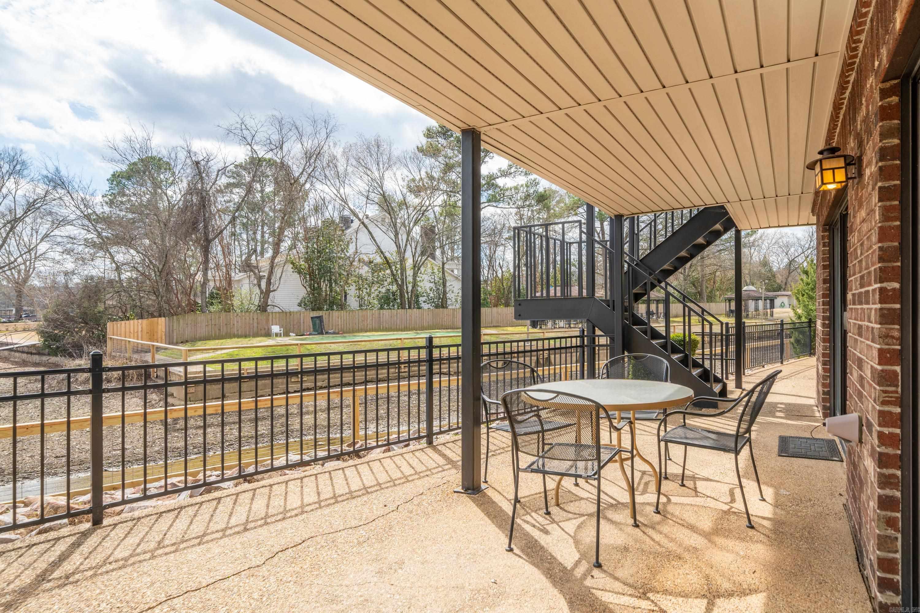 EMERALD ISLE HPR - Residential