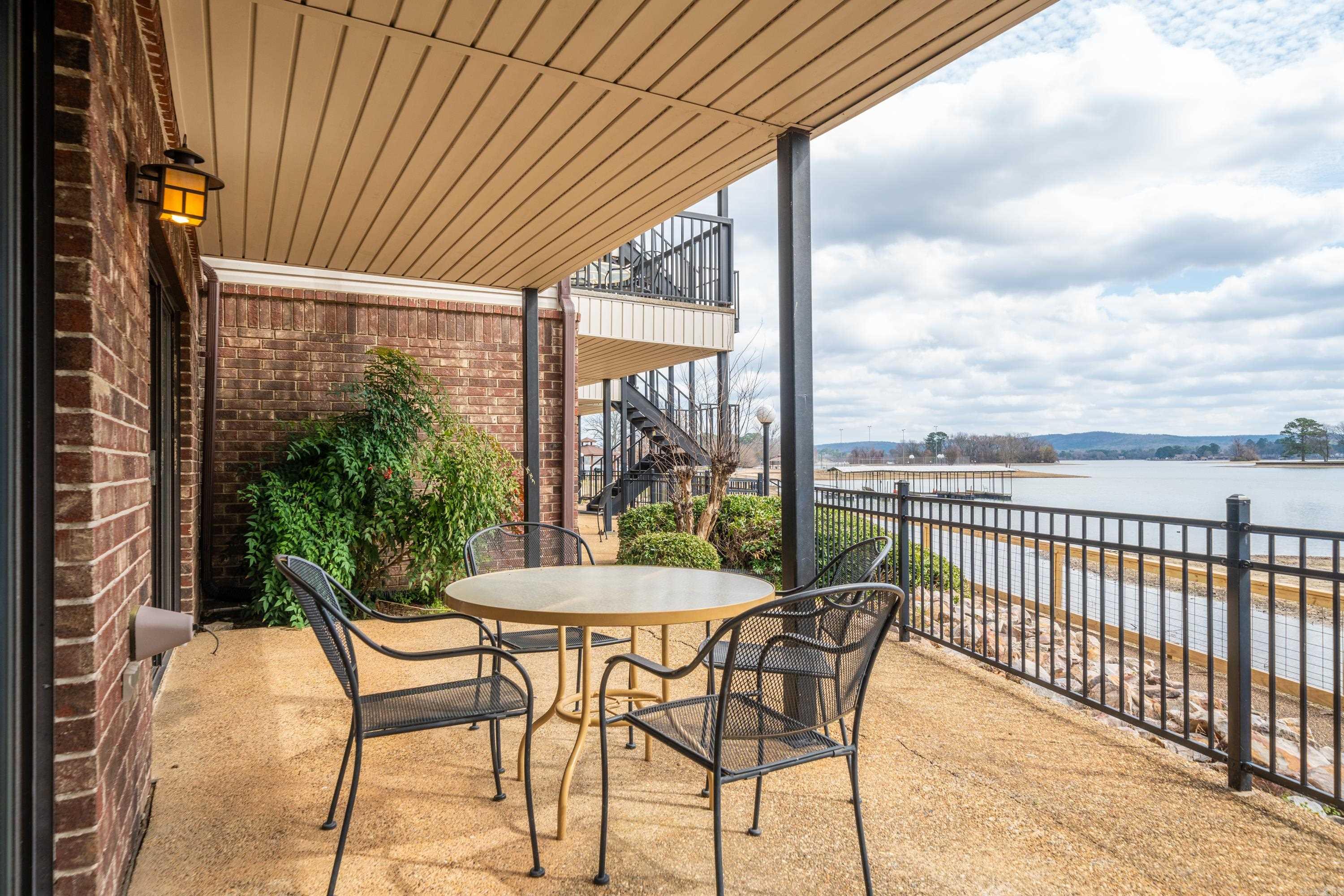 EMERALD ISLE HPR - Residential