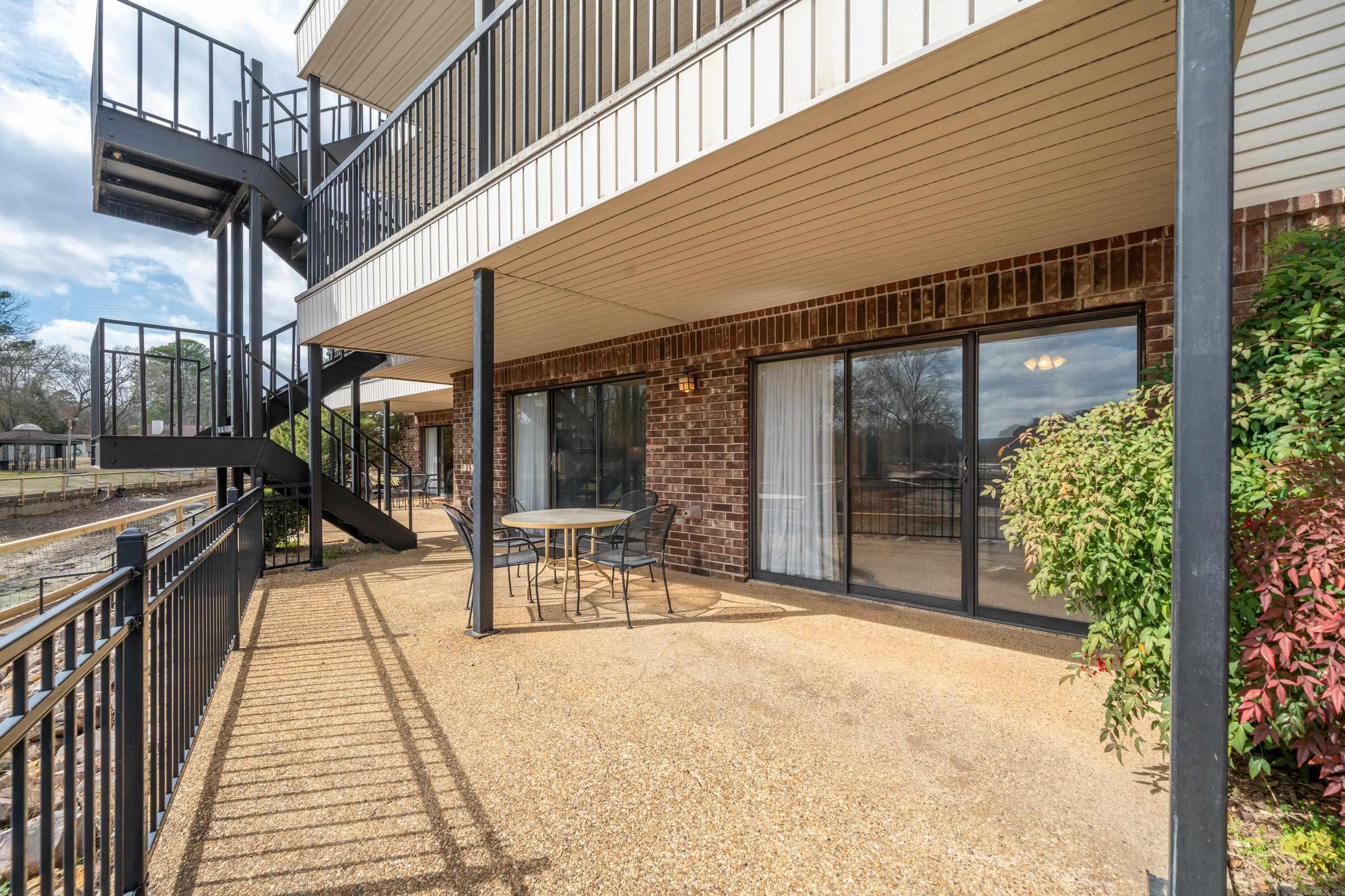 EMERALD ISLE HPR - Residential