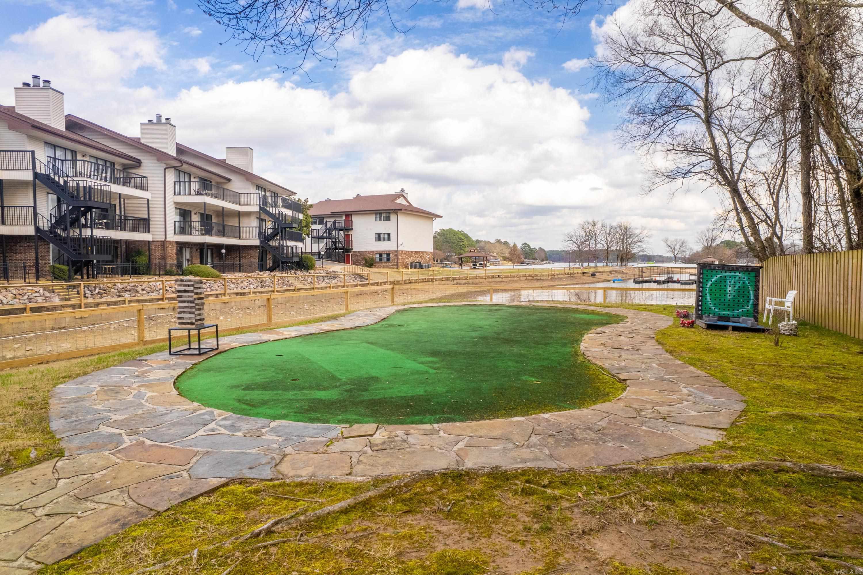 EMERALD ISLE HPR - Residential