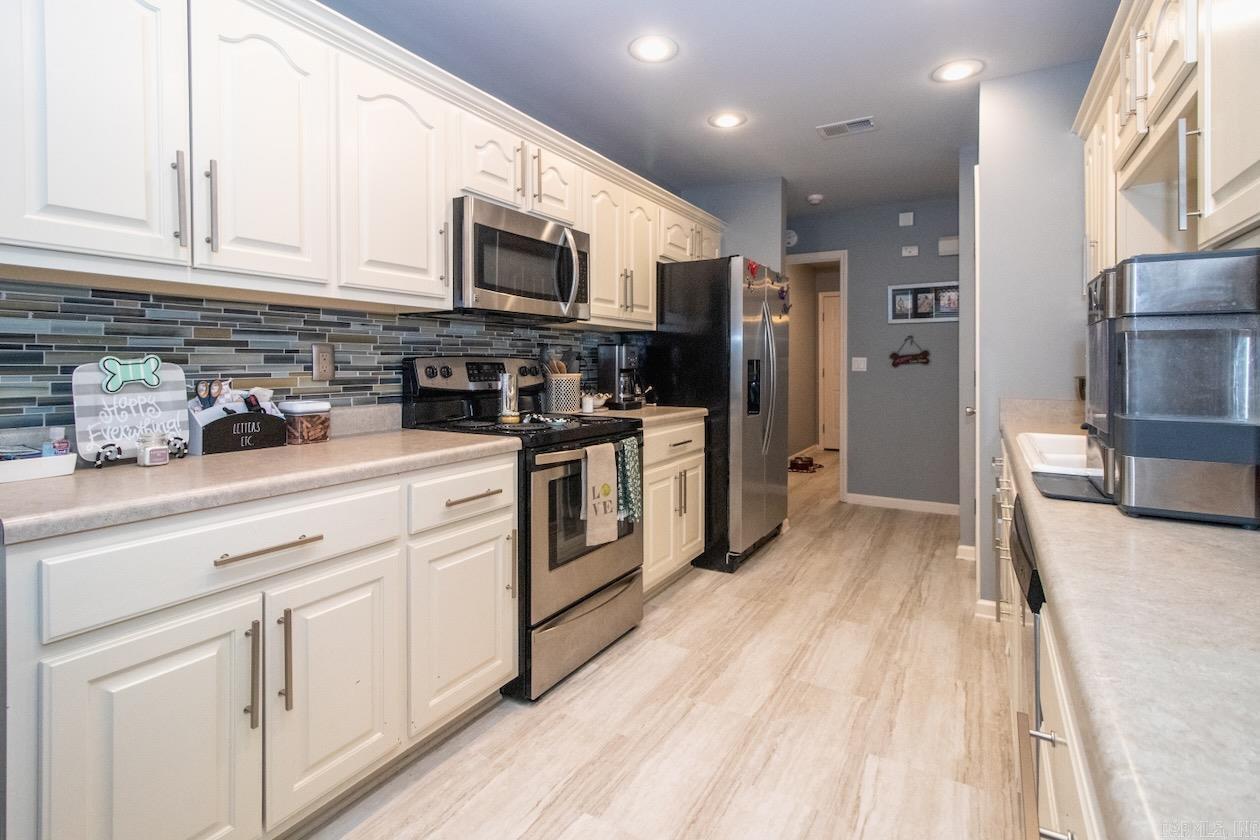 WOODLAND HEIGHTS - Residential