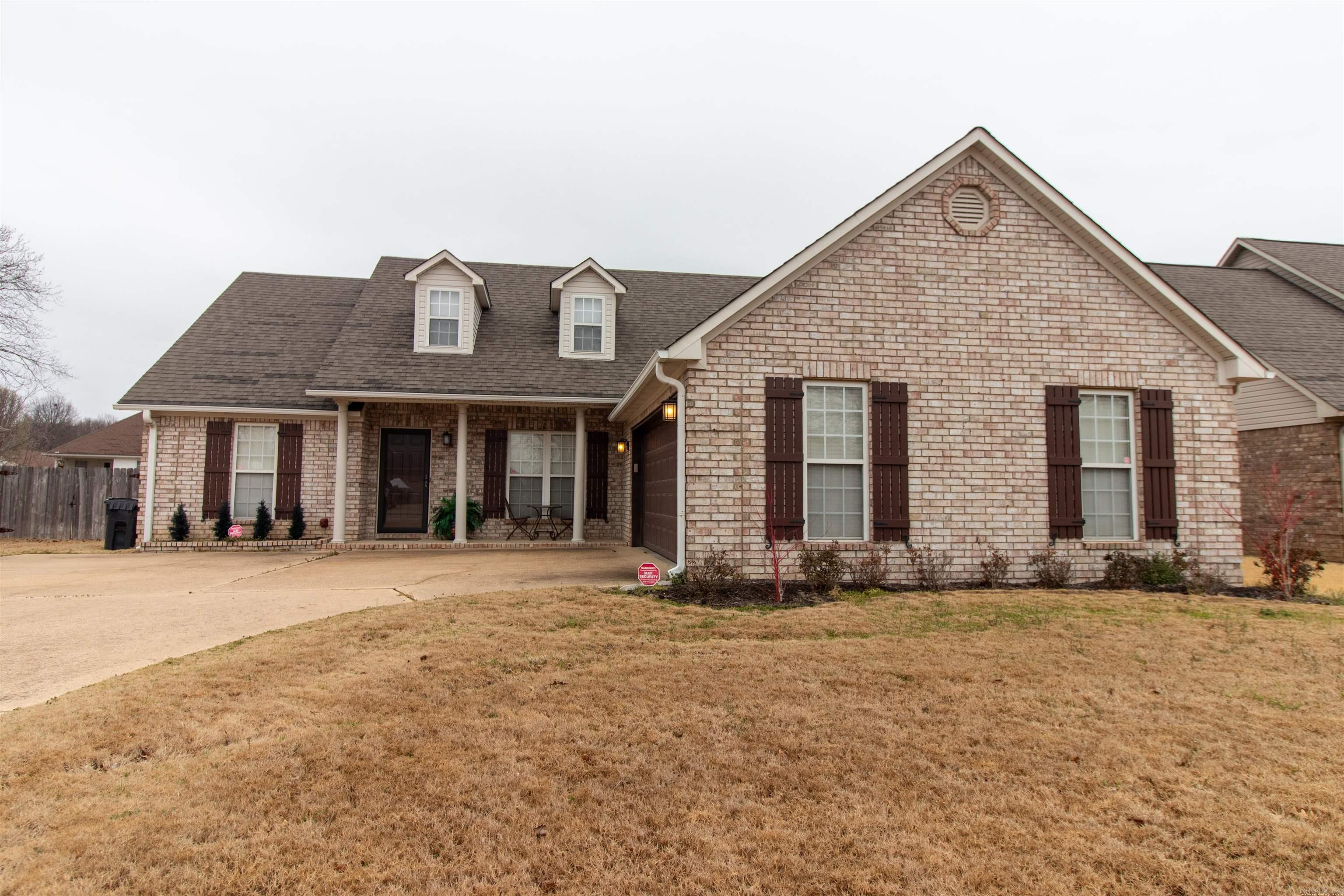 WOODLAND HEIGHTS - Residential