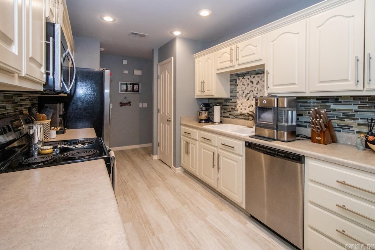 WOODLAND HEIGHTS - Residential