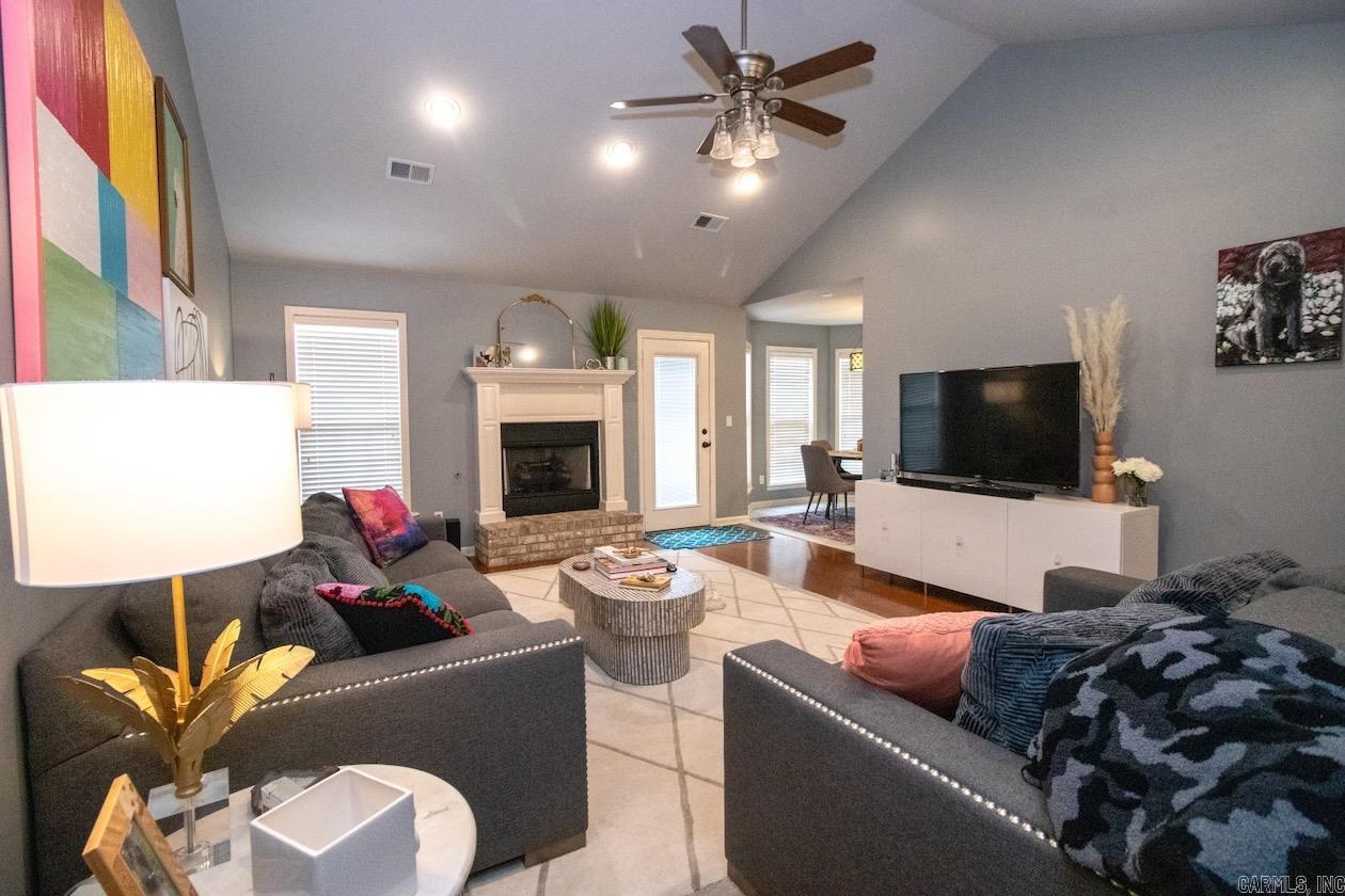 WOODLAND HEIGHTS - Residential