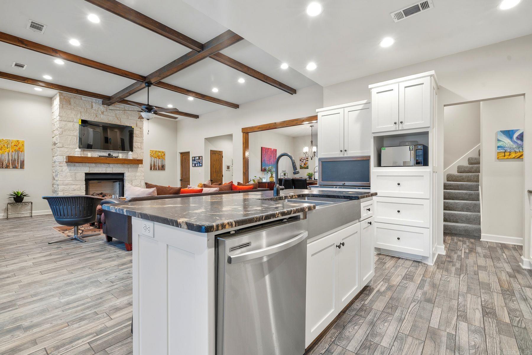 West Oak Village Phase III - Residential