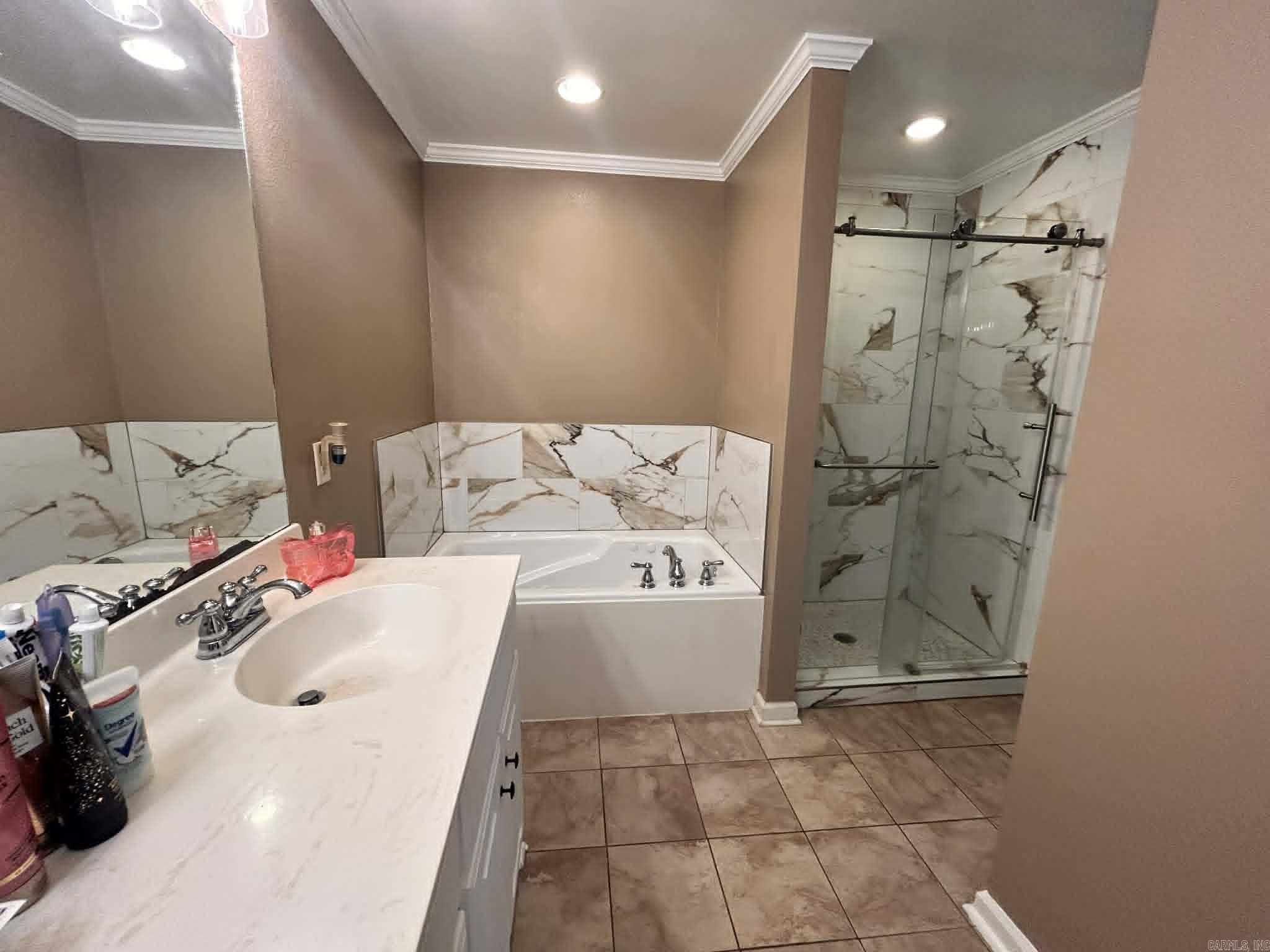 CHATEAUS ON STAGECOACH - Residential