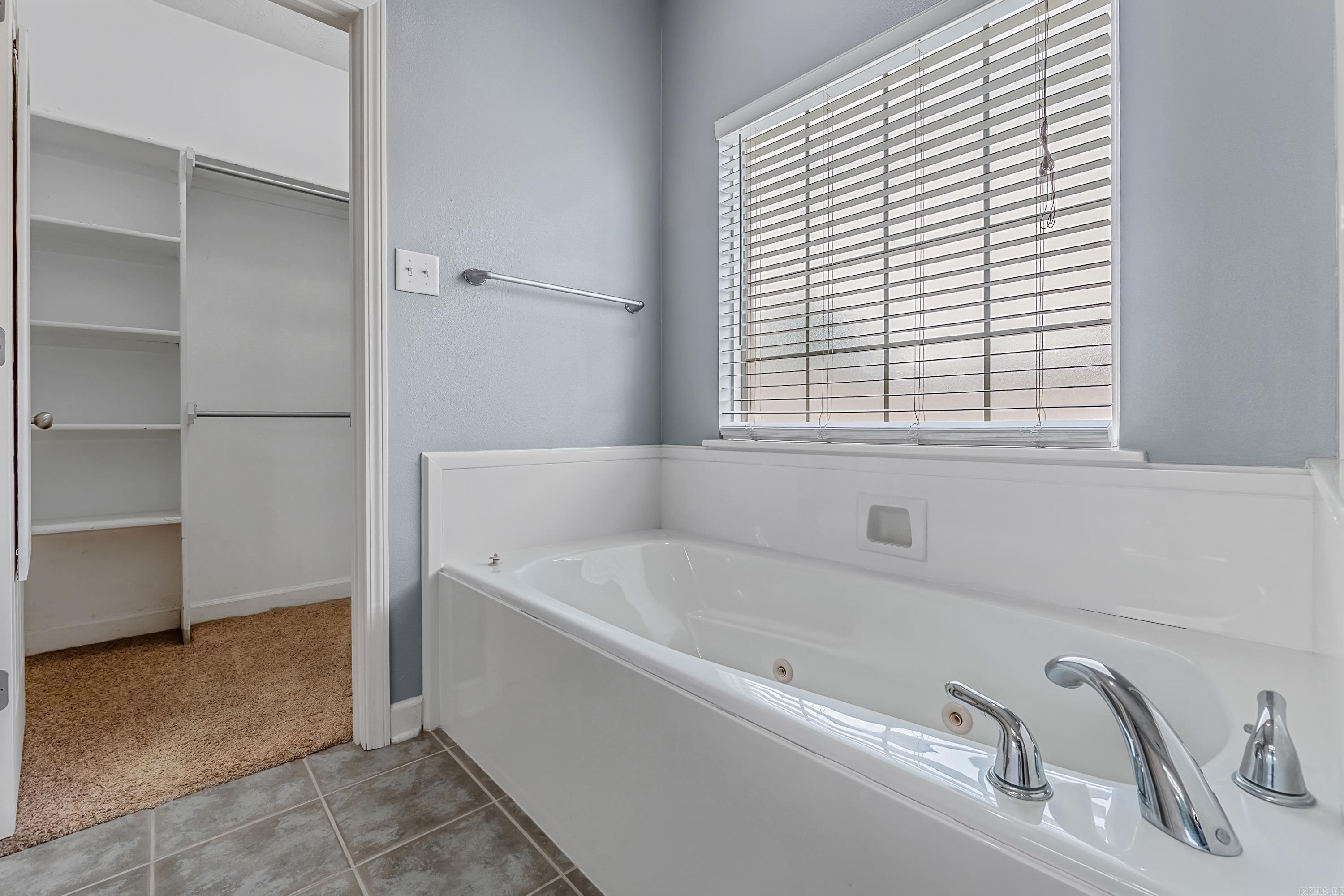 THE WILLOWS - Residential