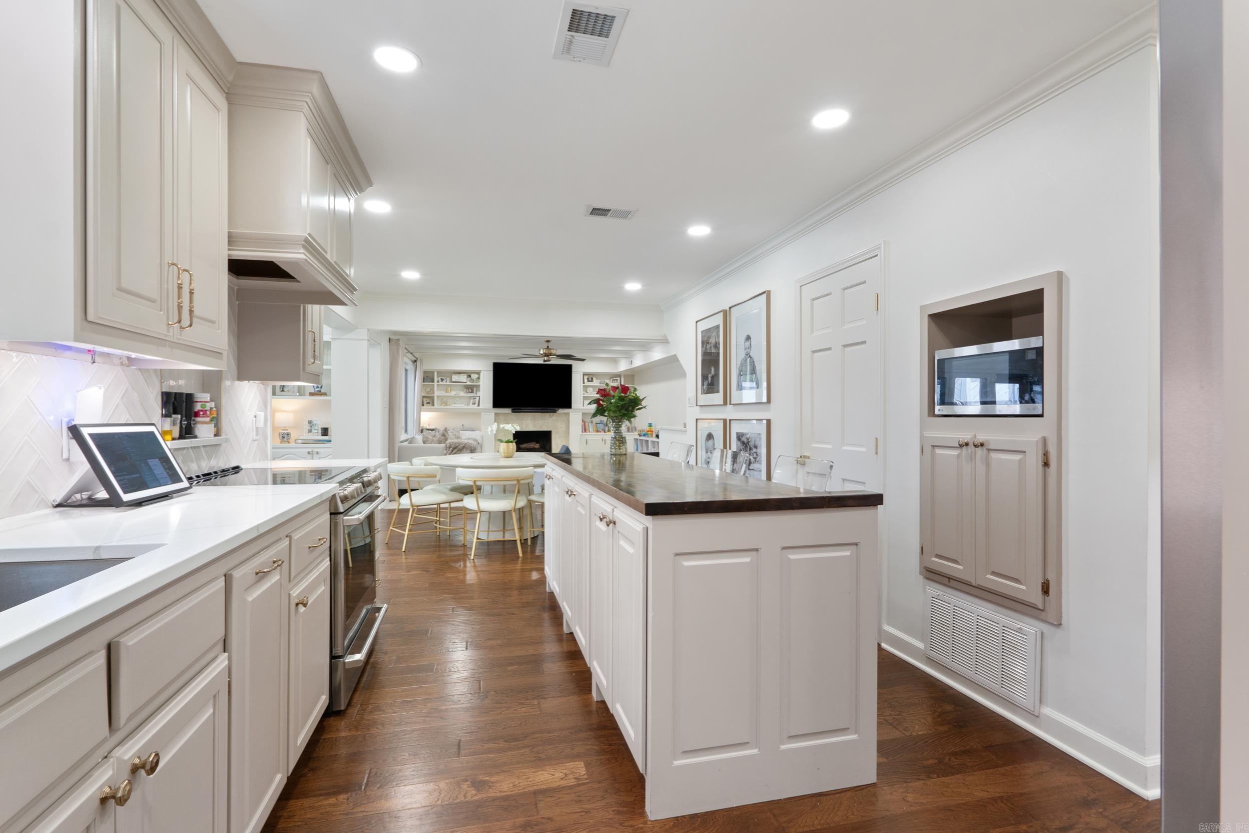 JEFFERSON PLACE - Residential