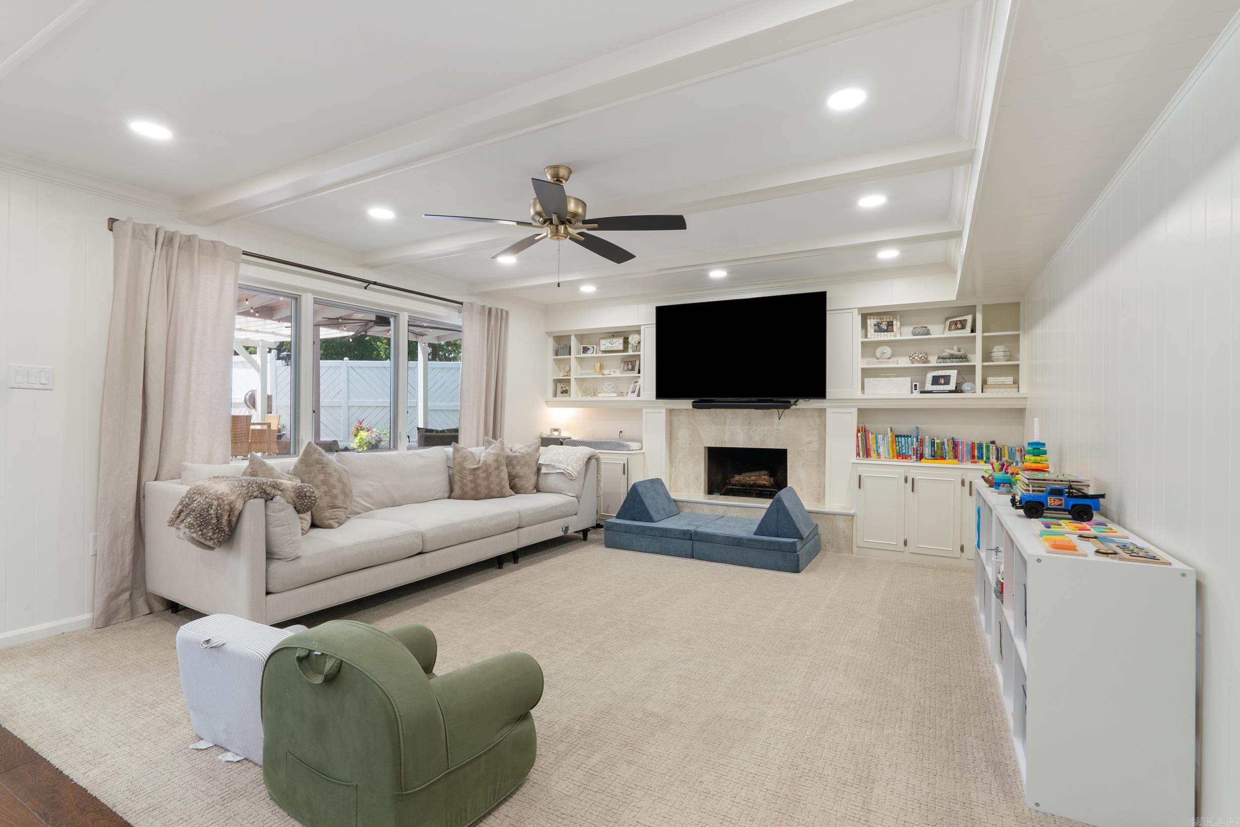 JEFFERSON PLACE - Residential