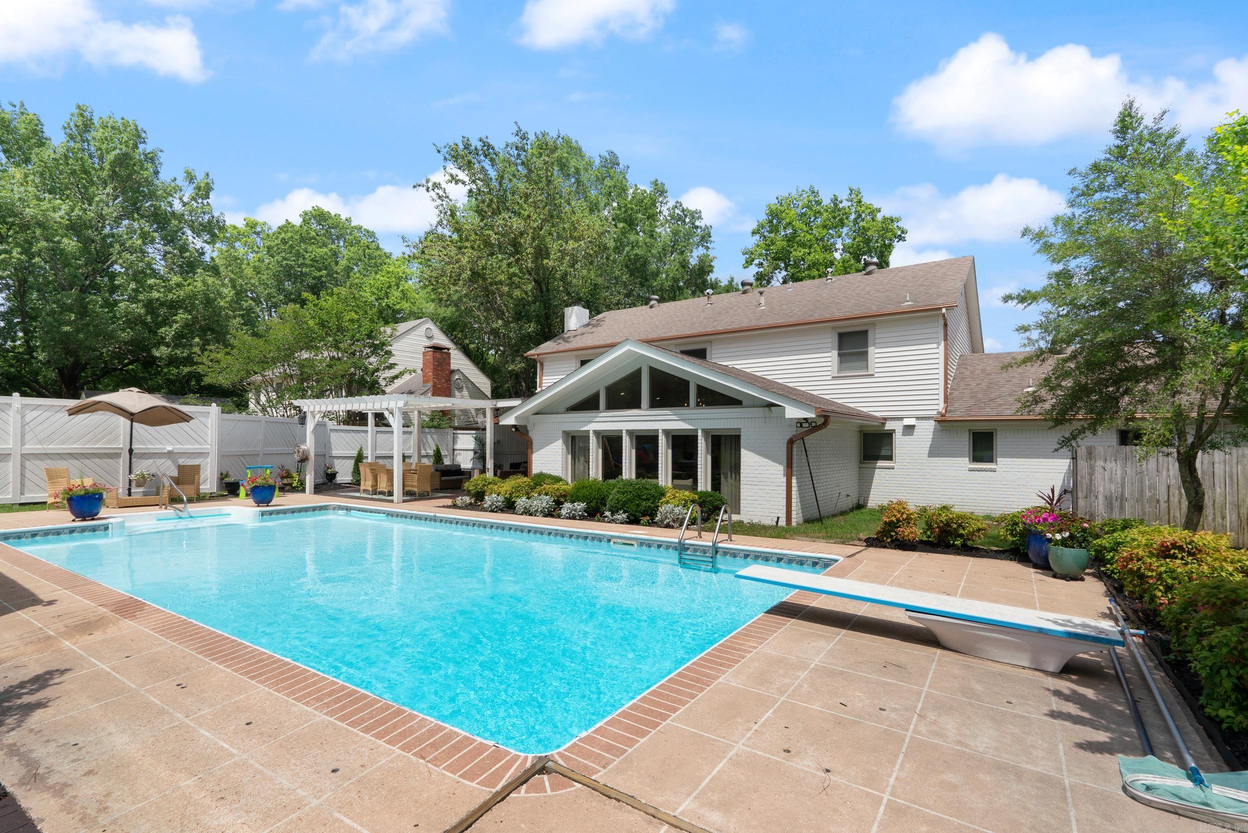 JEFFERSON PLACE - Residential