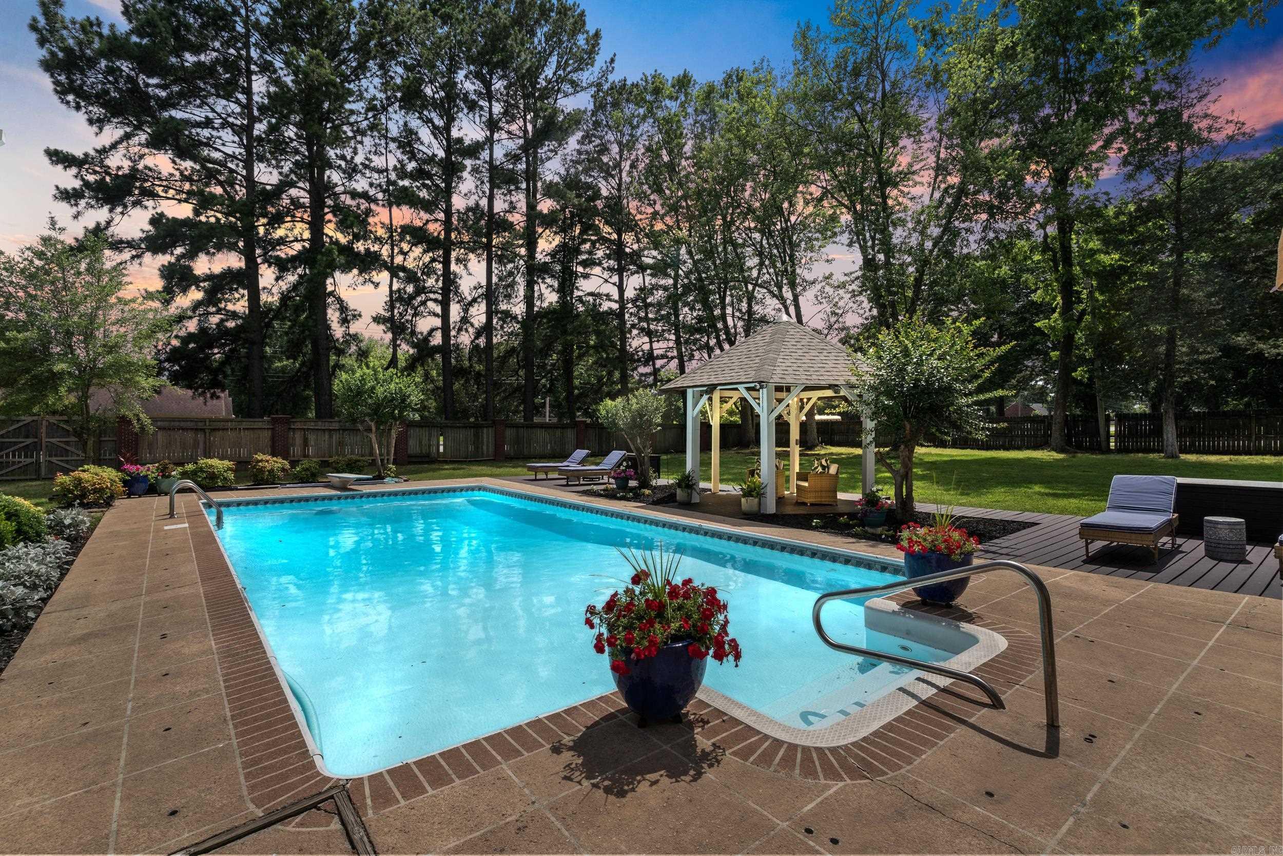 JEFFERSON PLACE - Residential