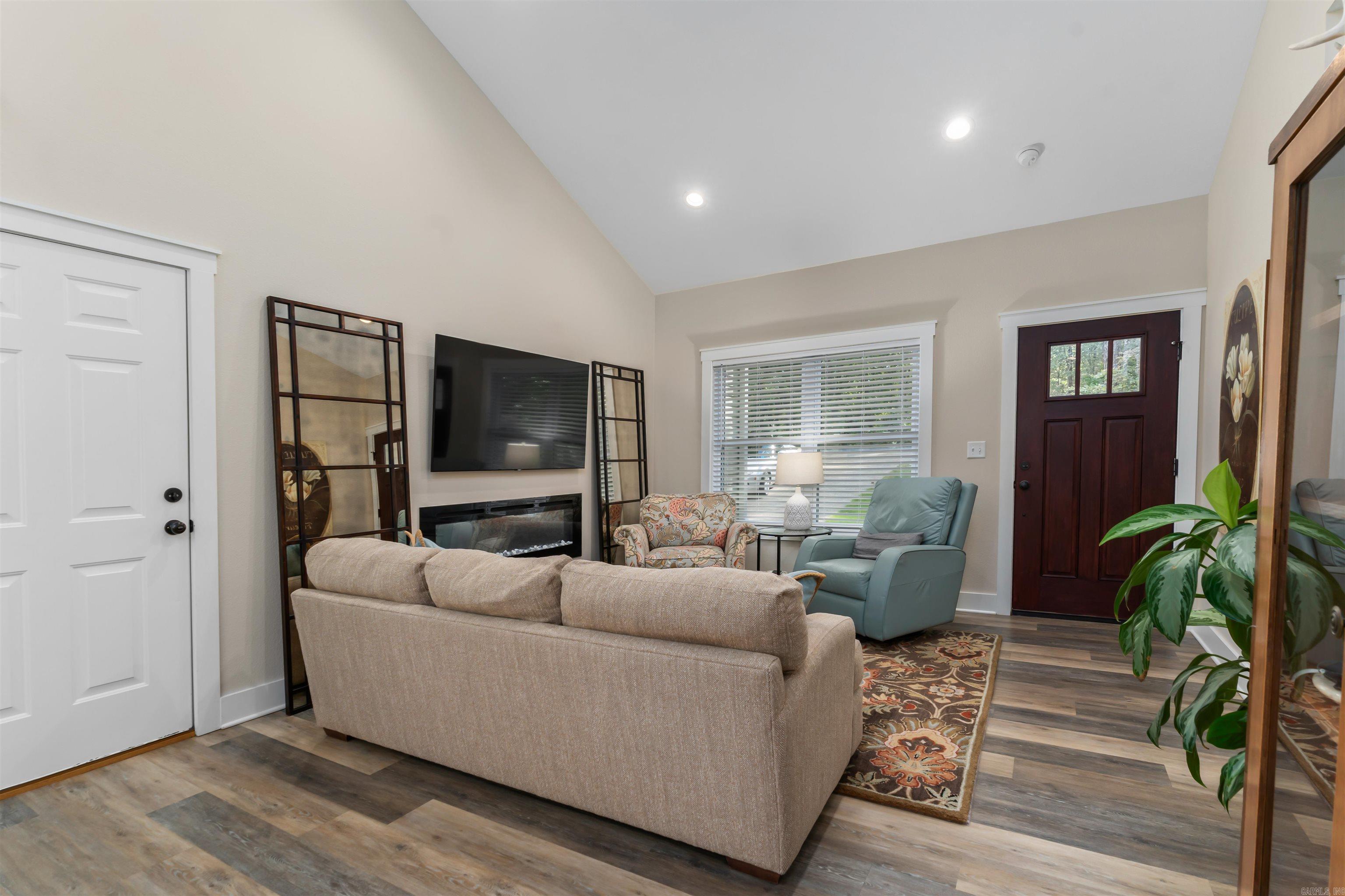 Callahorra - Residential