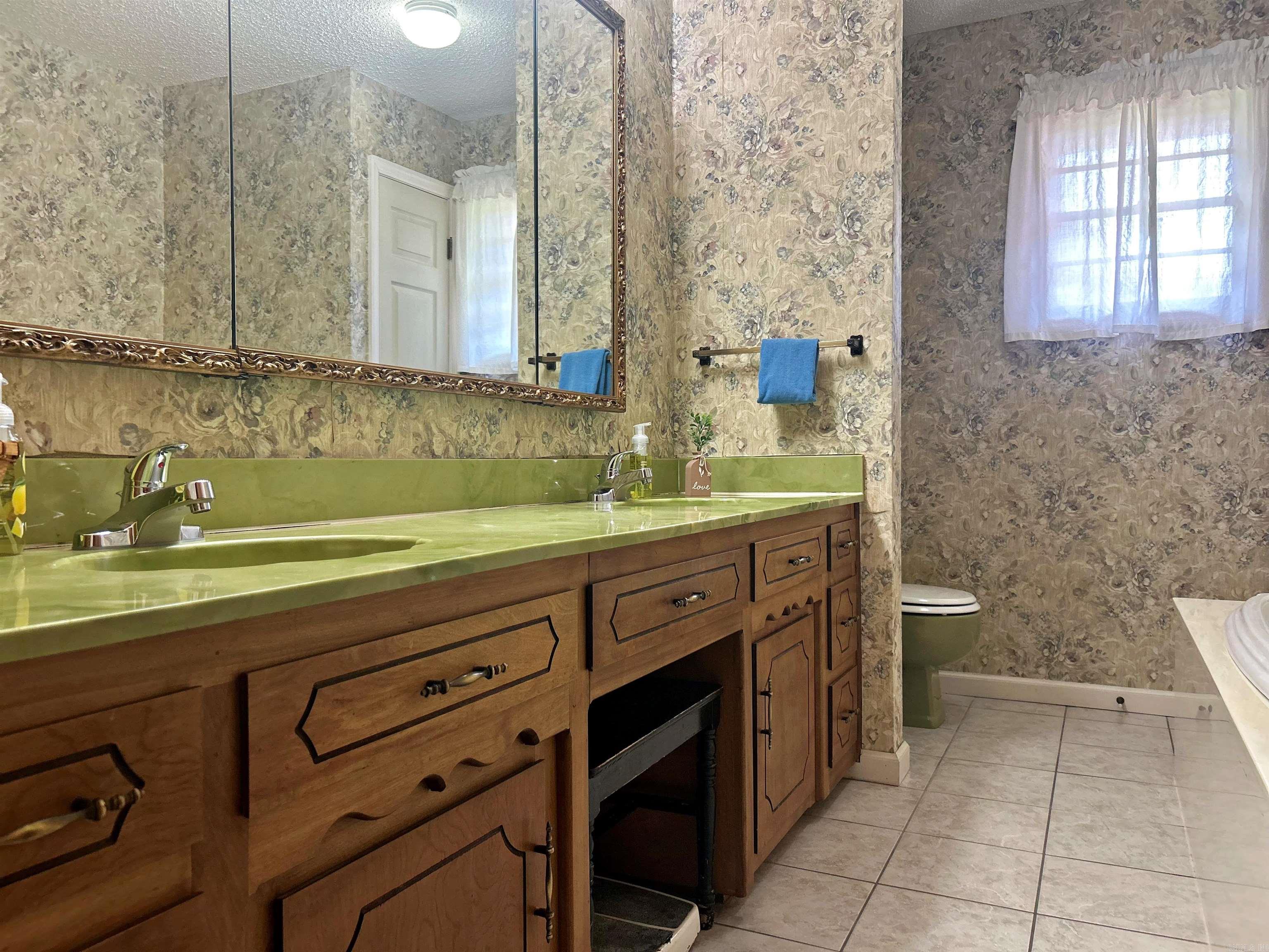LEEWOOD ADDN - Residential