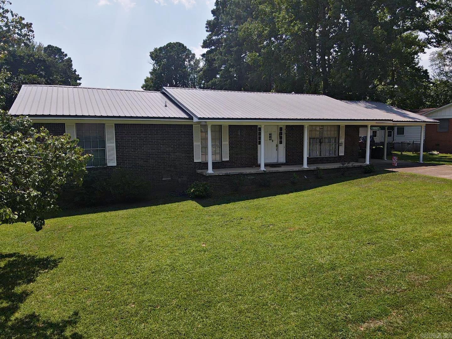 LEEWOOD ADDN - Residential