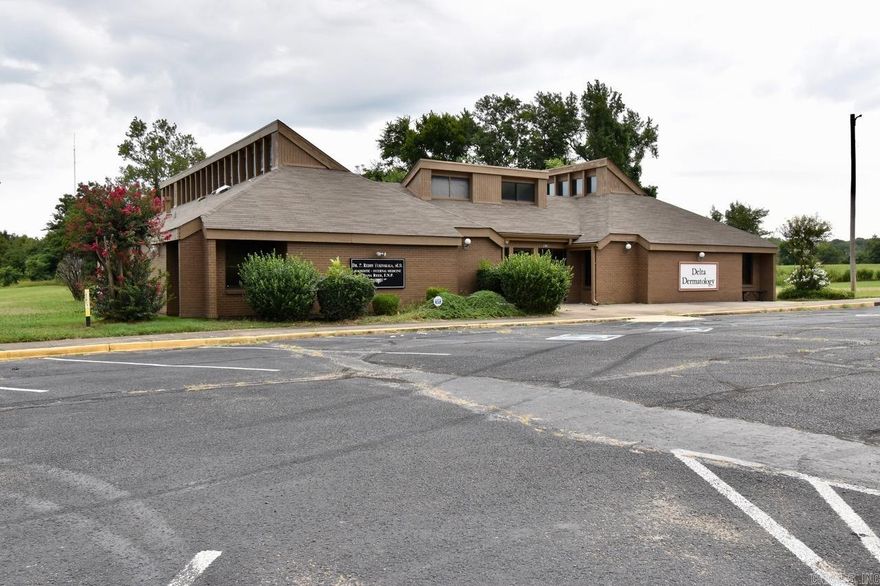 This beautifully updated medical office is the perfect setting for any type of clinic—pediatrics, dermatology, wellness, or even a boutique med spa. Bathed in natural light from its custom skylights, the space offers a calm, healing atmosphere for patients and staff alike. The layout includes multiple exam rooms, a private office with a full bath—ideal for long days or overnight needs—and a relaxing staff lounge. Recently repainted in 2021, the building’s clean, modern exterior makes a professional first impression. Conveniently located near the hospital and major highway, this adaptable space is ready to bring your healthcare vision to life.
