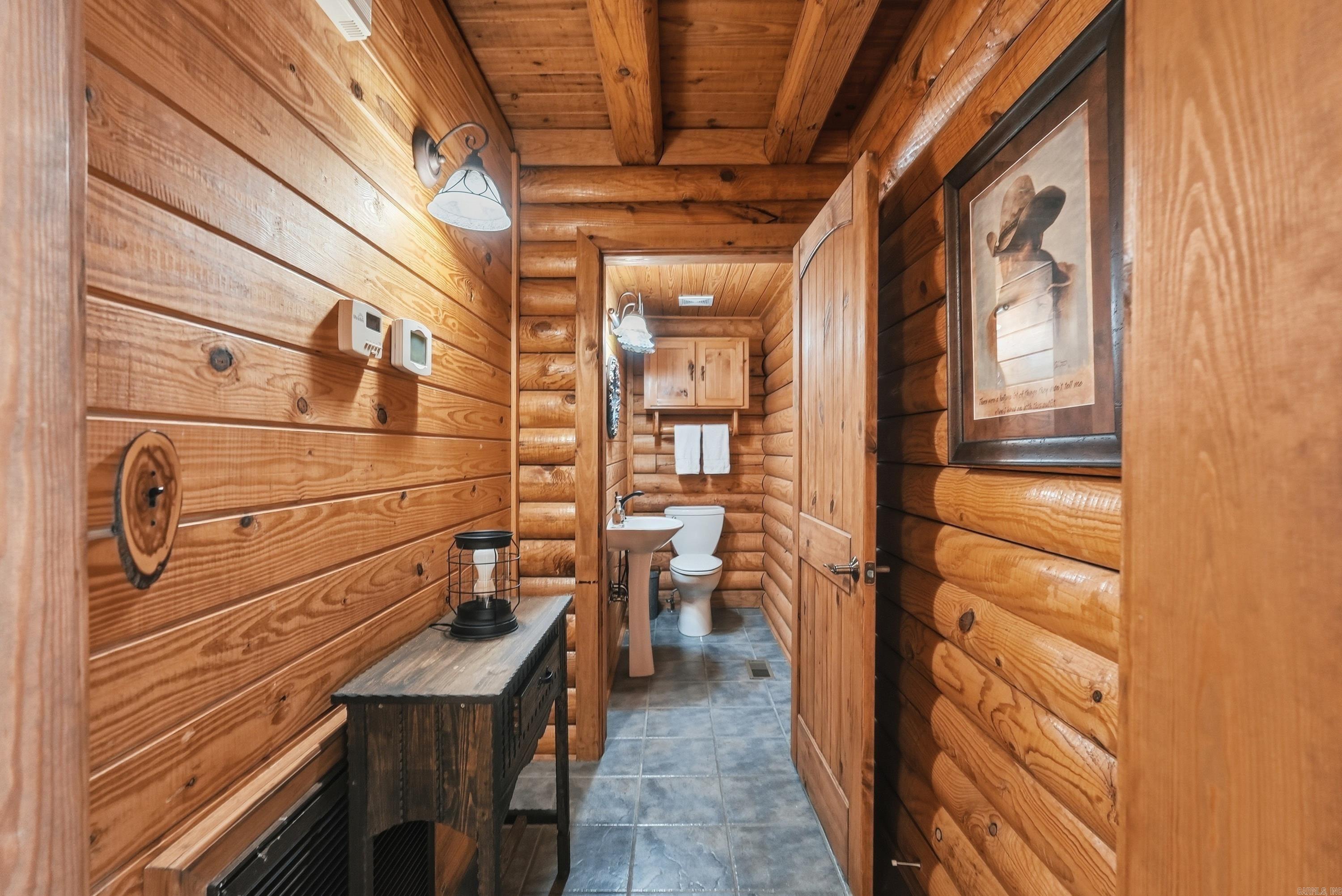 Watersedge Estates - Residential