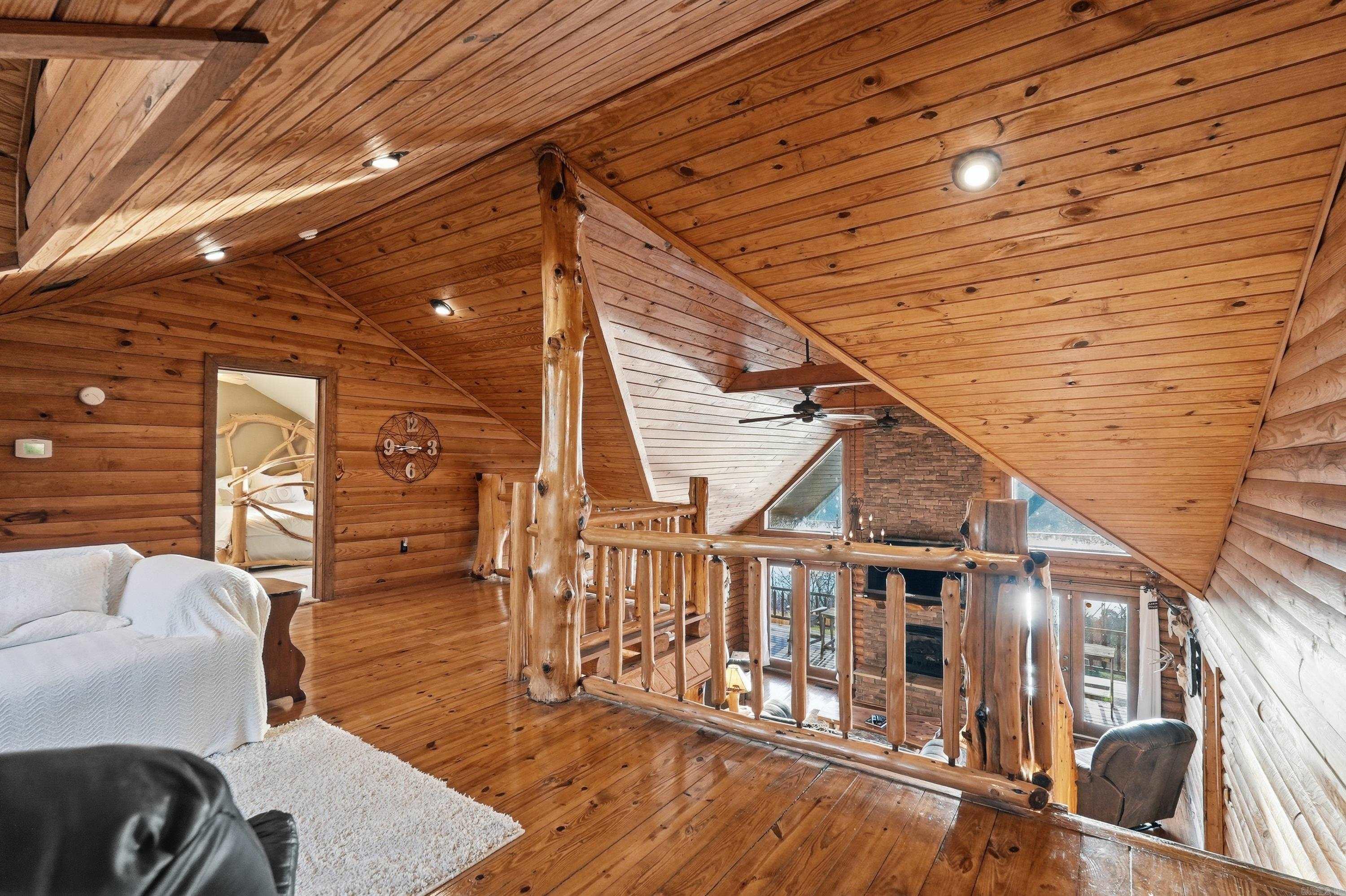 Watersedge Estates - Residential