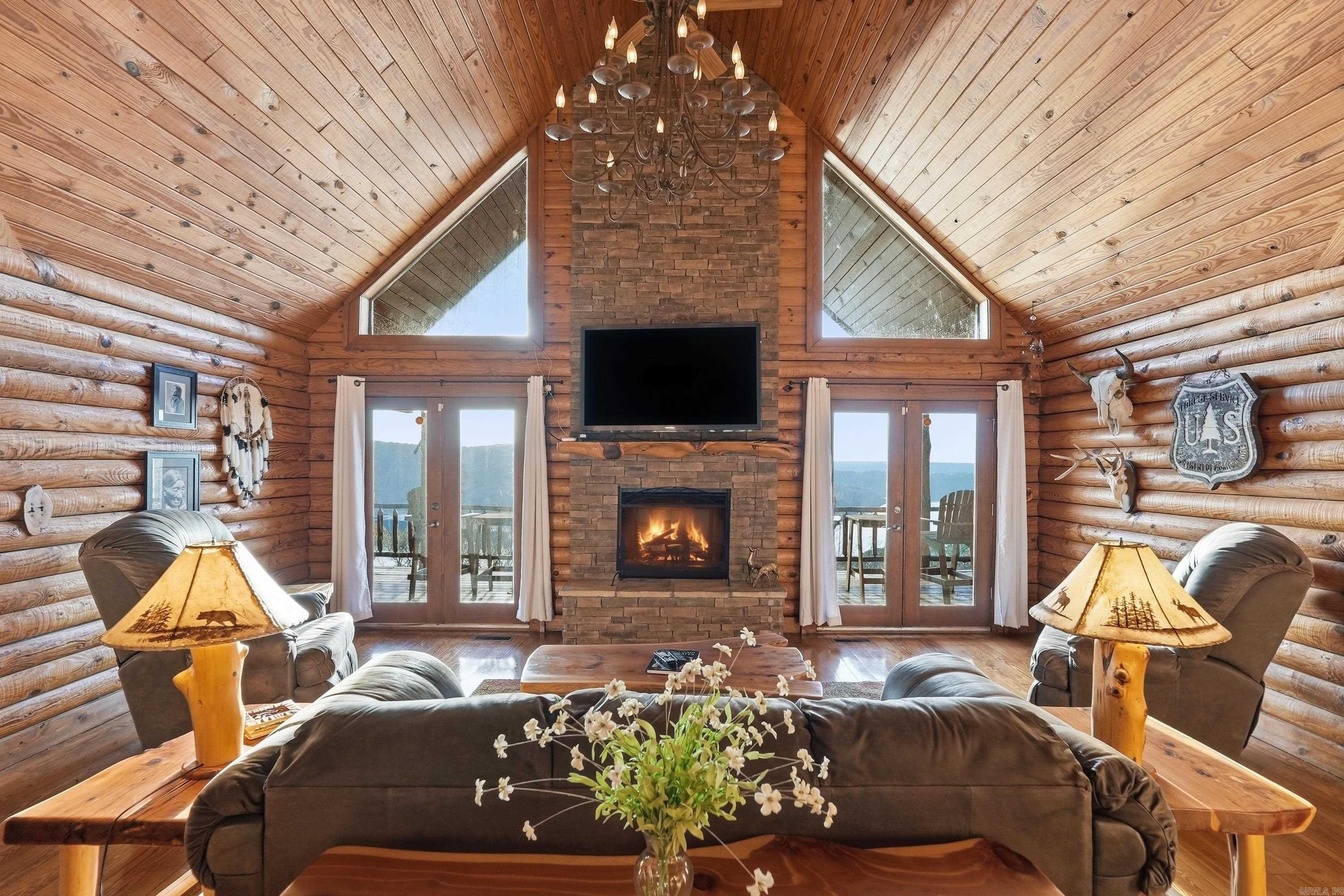 Watersedge Estates - Residential