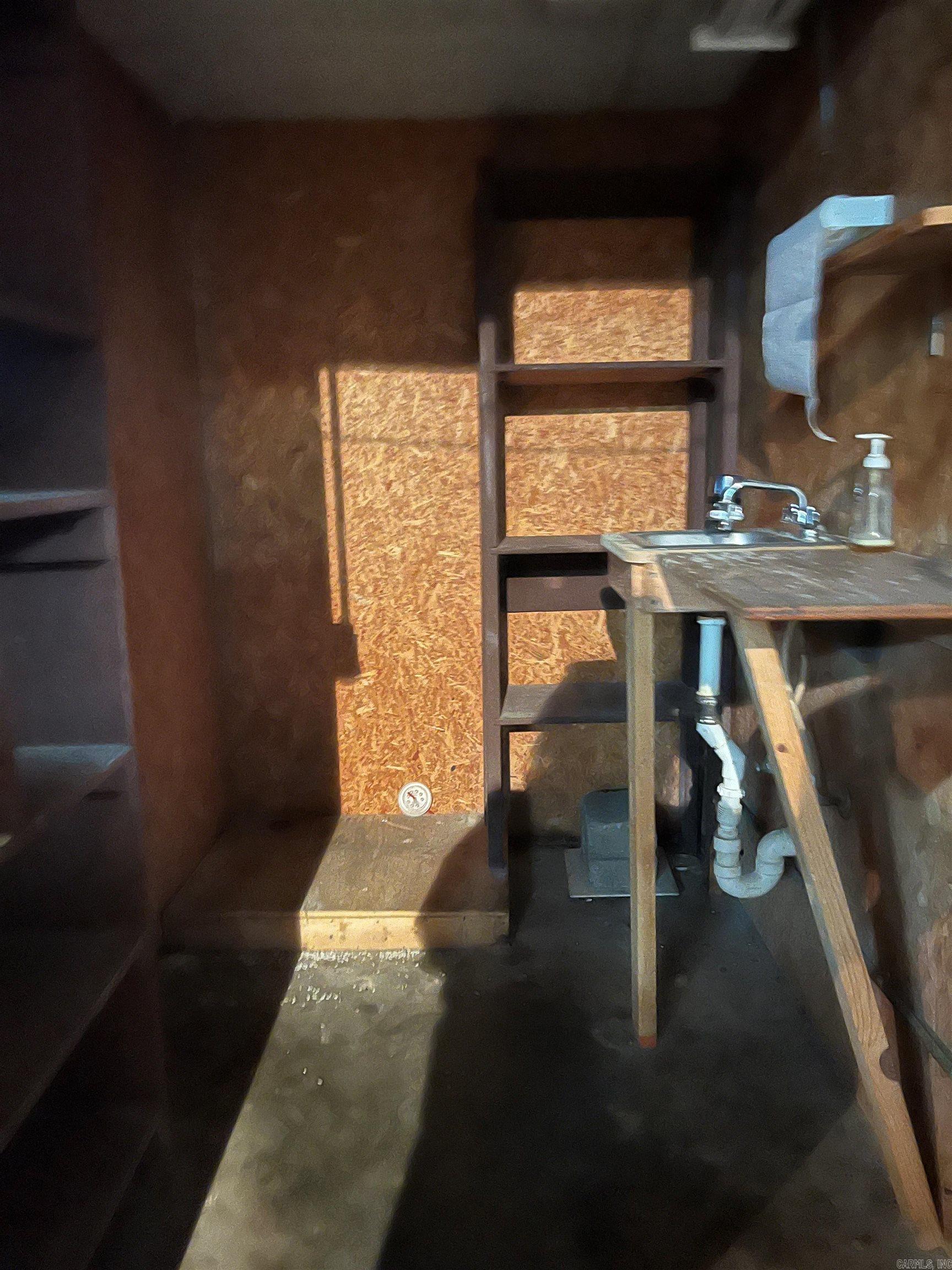 Jacksonville - Commercial Sale