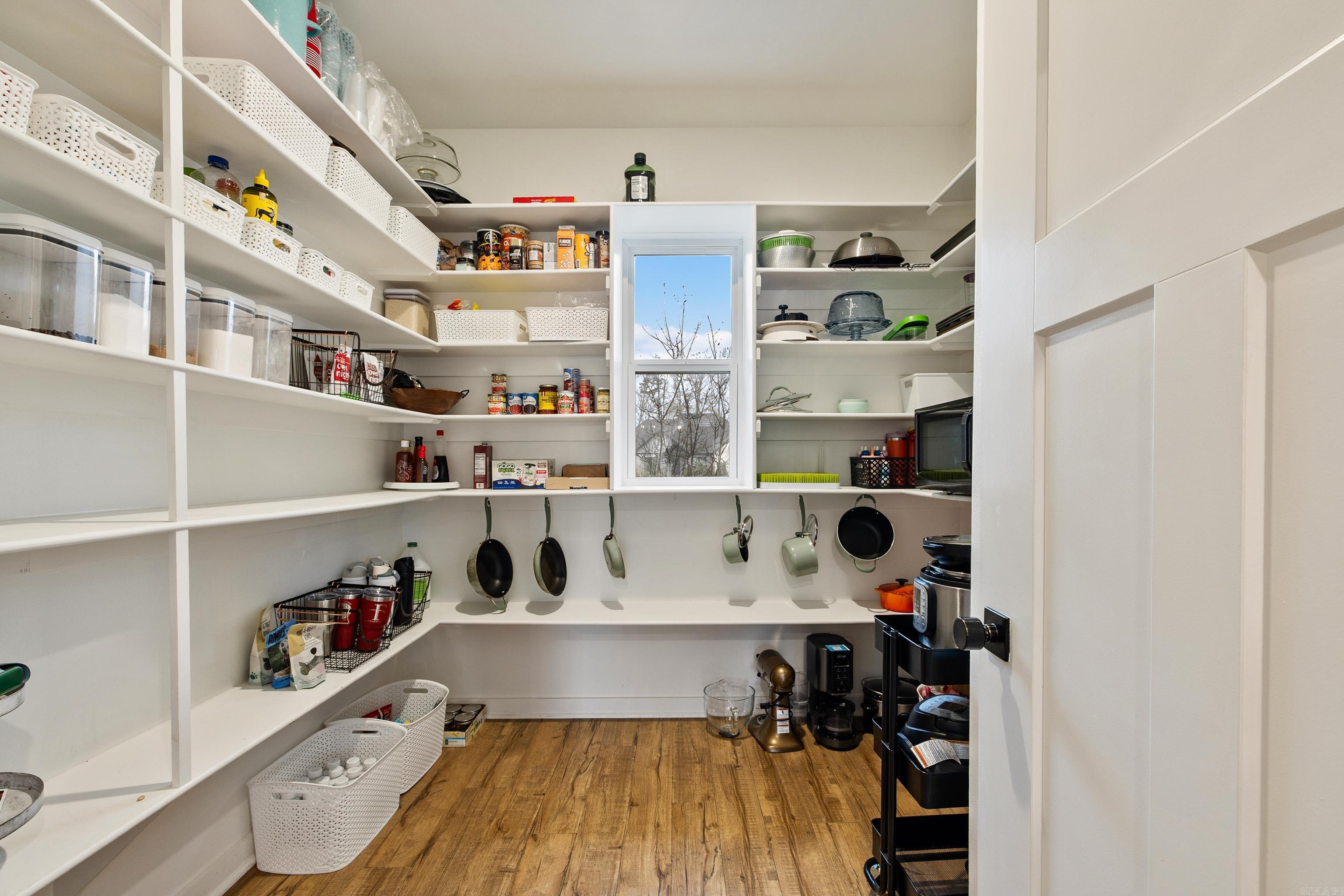 SPRINGDALE MANOR - Residential