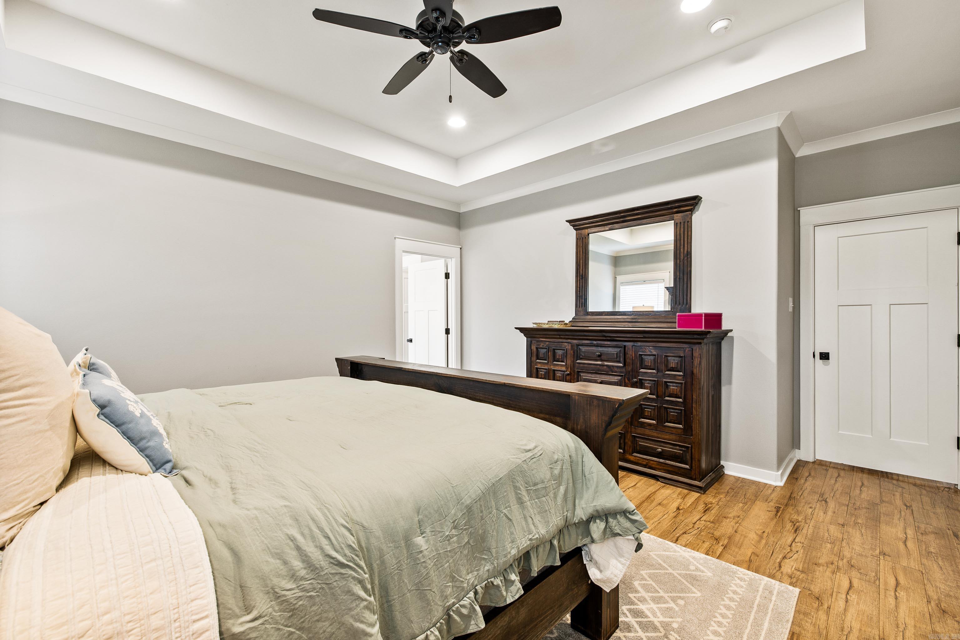 SPRINGDALE MANOR - Residential