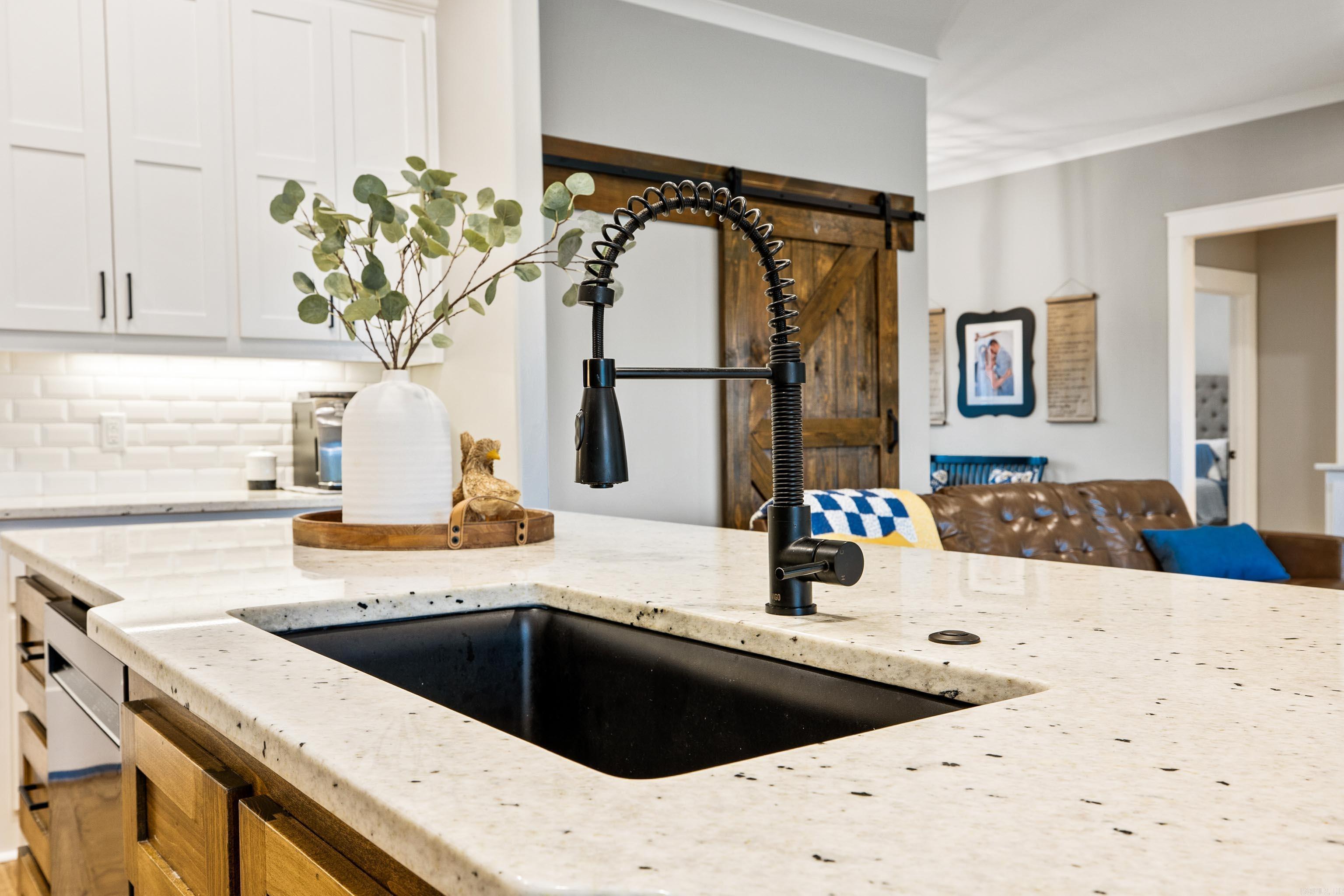 SPRINGDALE MANOR - Residential