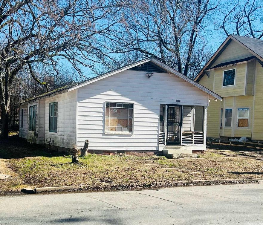 Back on the market due to Buyer finances failed!!! Great opportunity!!!Two bedroom but space for a 3 bedroom!!! Great potential to make this a nice home!!!