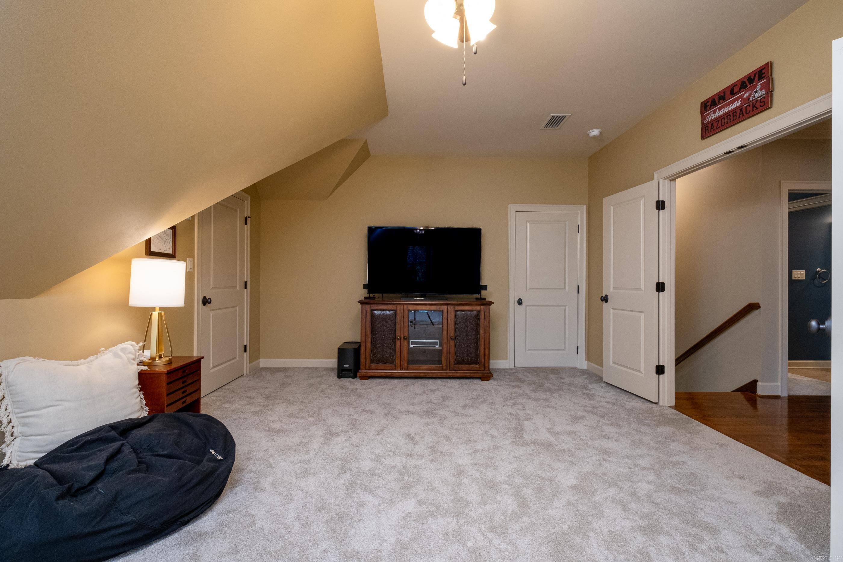 CHENAL VALLEY DEAUVILLE PLACE - Residential