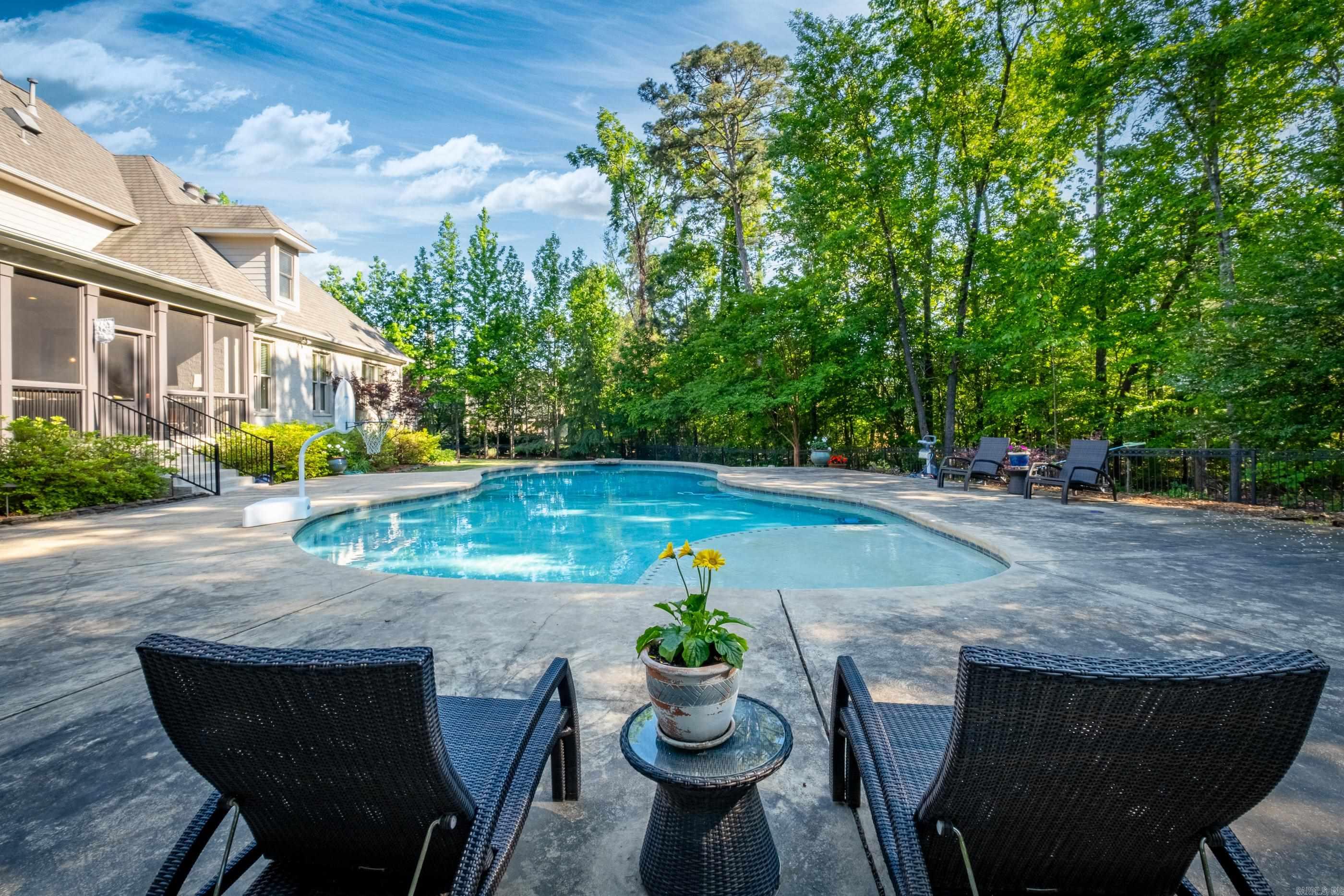 CHENAL VALLEY DEAUVILLE PLACE - Residential