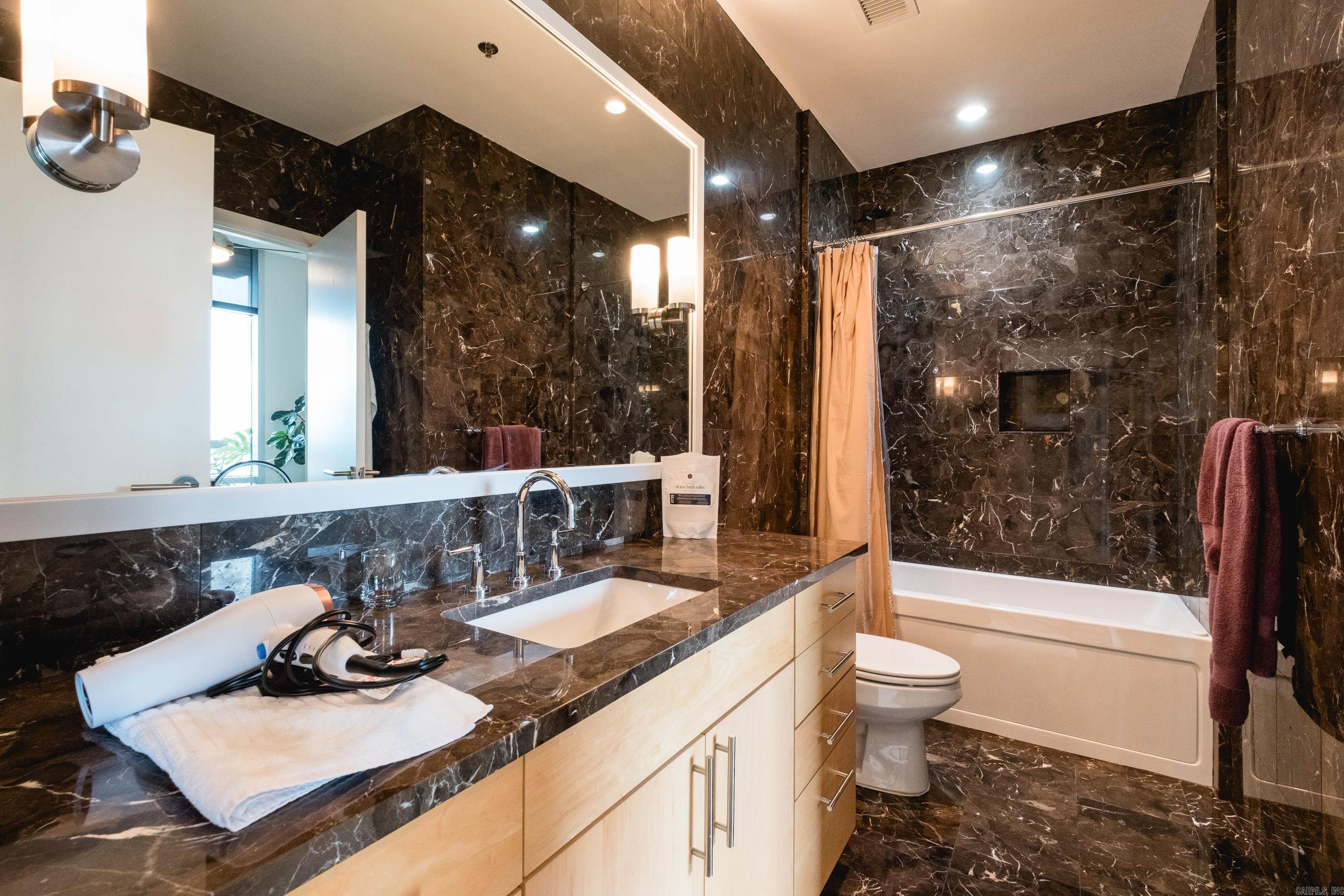 River Market Tower HPR - Residential