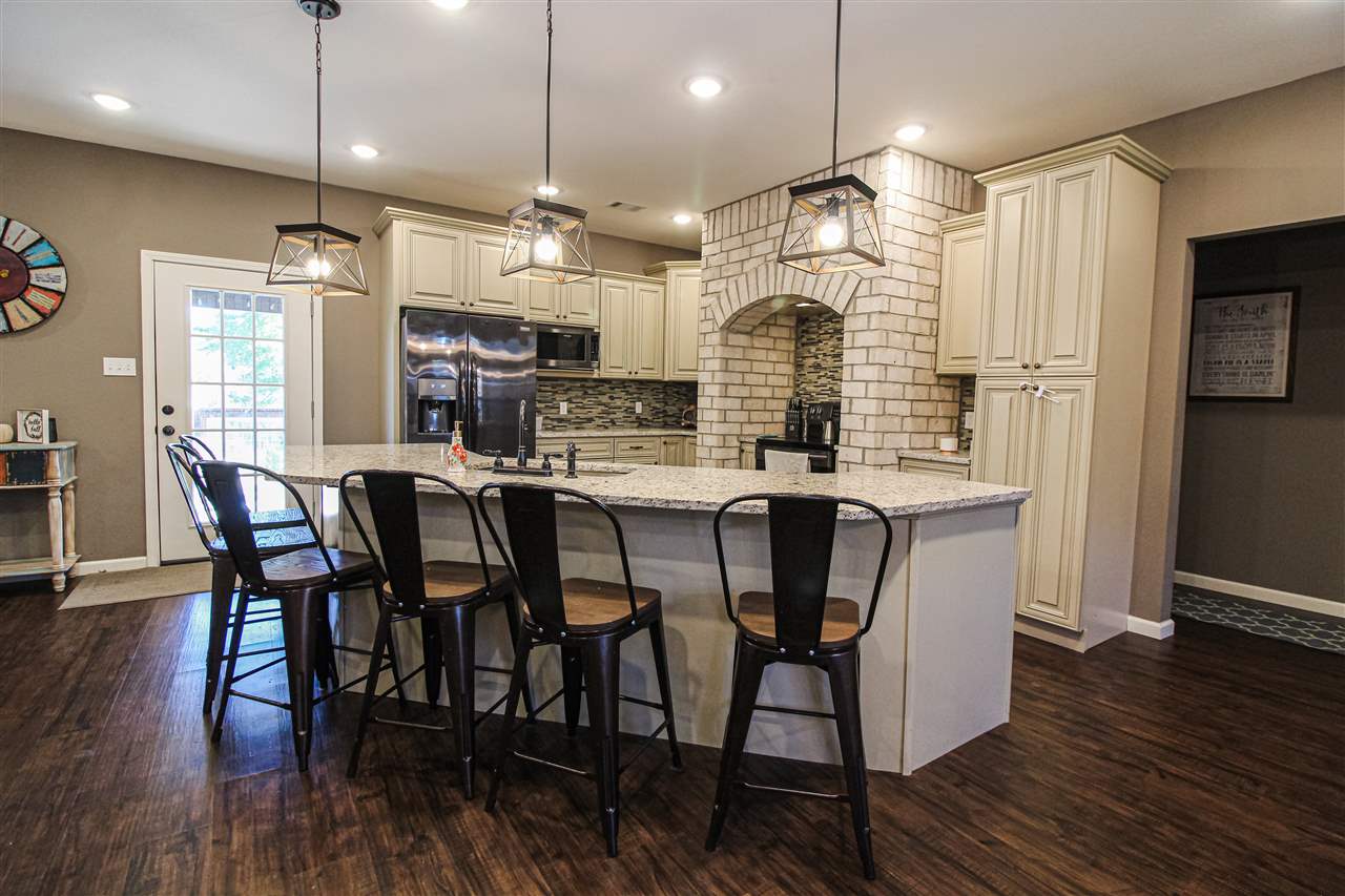 Register Estates III - Residential