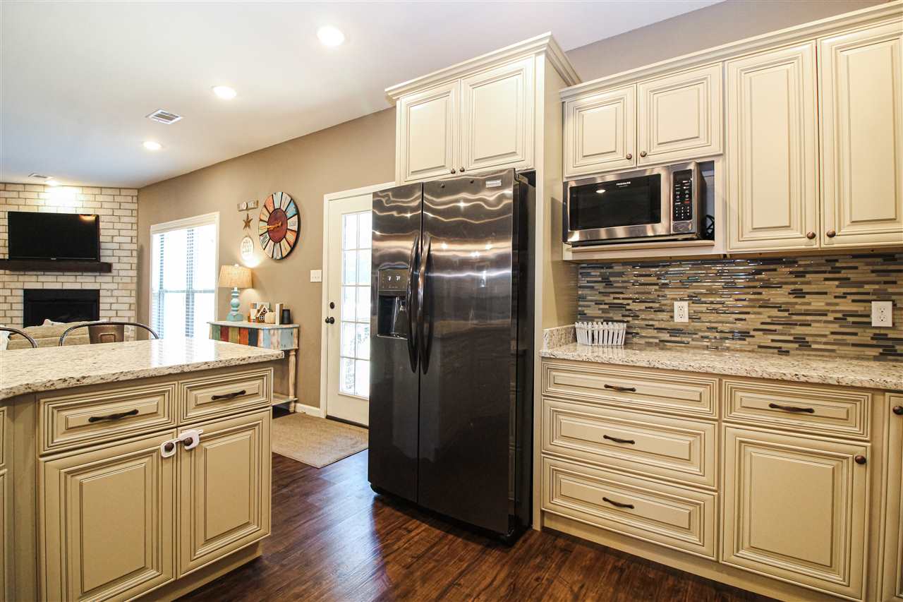 Register Estates III - Residential