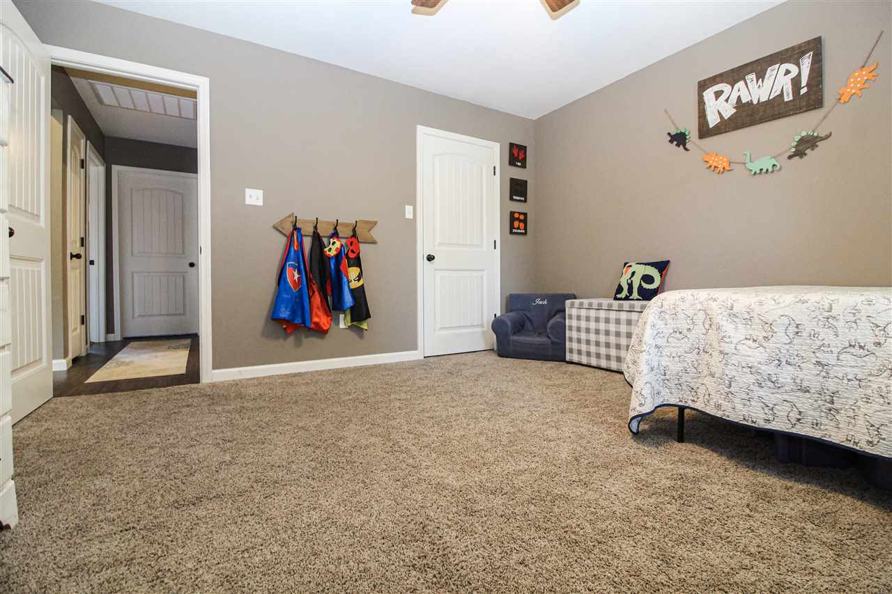 Register Estates III - Residential