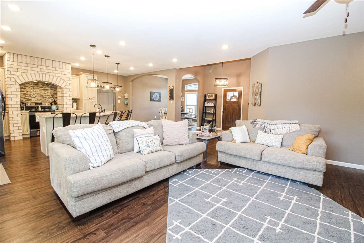 Register Estates III - Residential