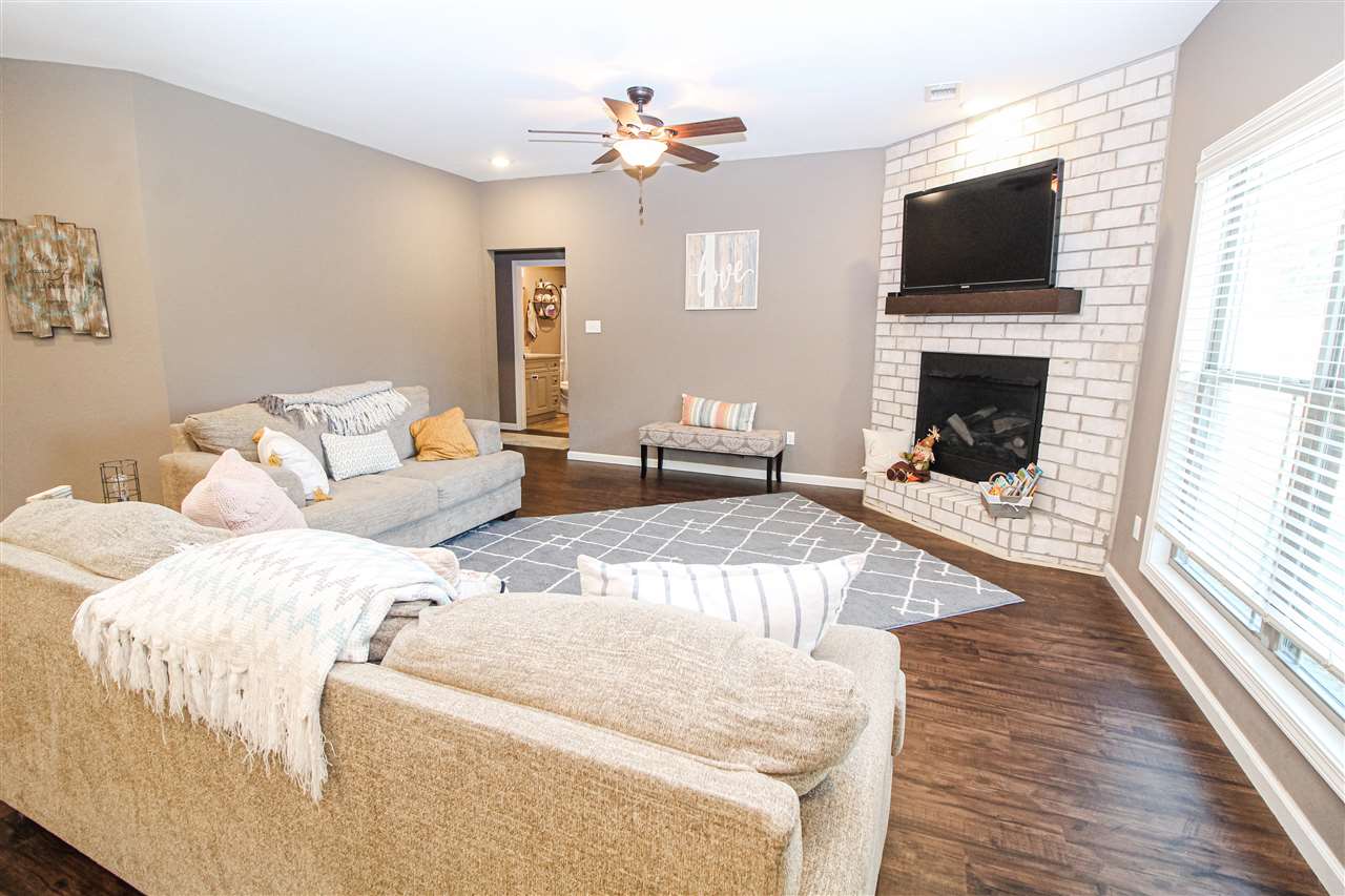 Register Estates III - Residential