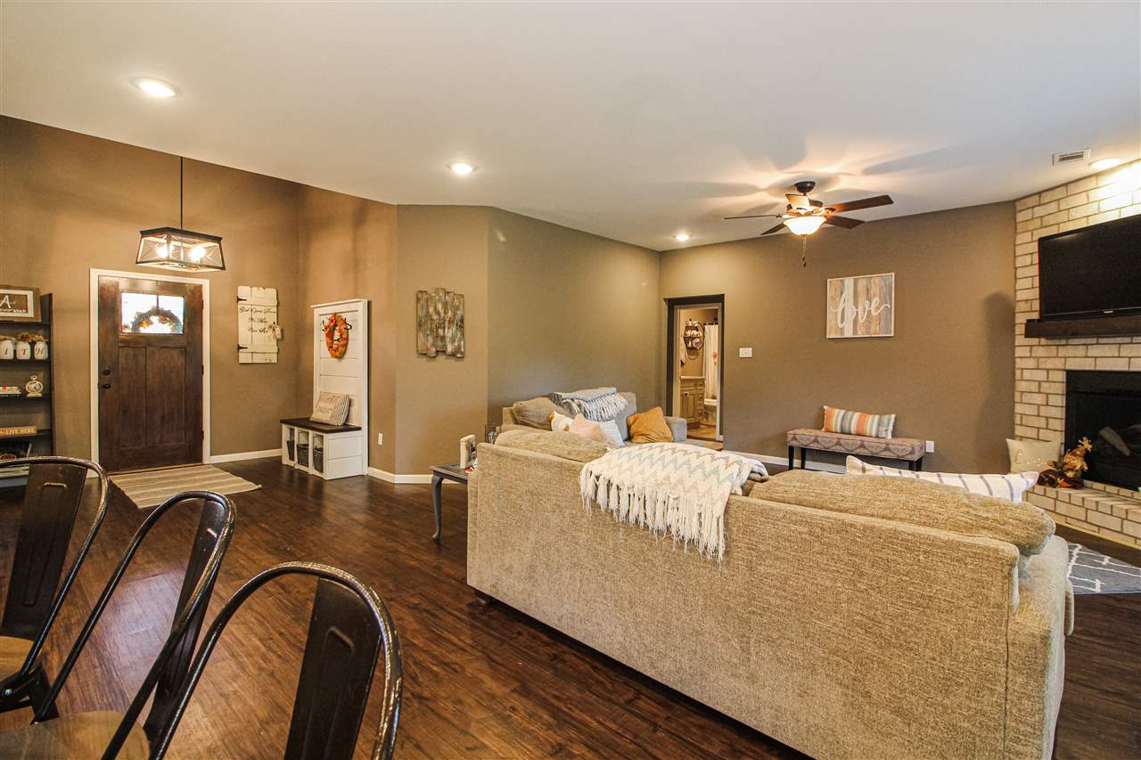 Register Estates III - Residential