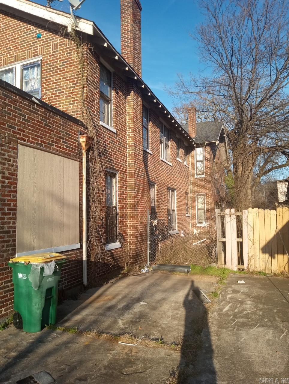 Great income producing property. Four-plex close to downtown and I-30 . The units have are large with large bedrooms. Three units have washer and dryer hookups. Lots of work has been done on these apartments. Freshly painted. New wood flooring in Unit A, unit B and unit D.. New piping, A/C units have been serviced. Roof cleaned and gutters cleaned. The owners of this property keep it well maintained. Beautiful staircase leading up to apartments A and B. Great potential with great cash flow for the price.