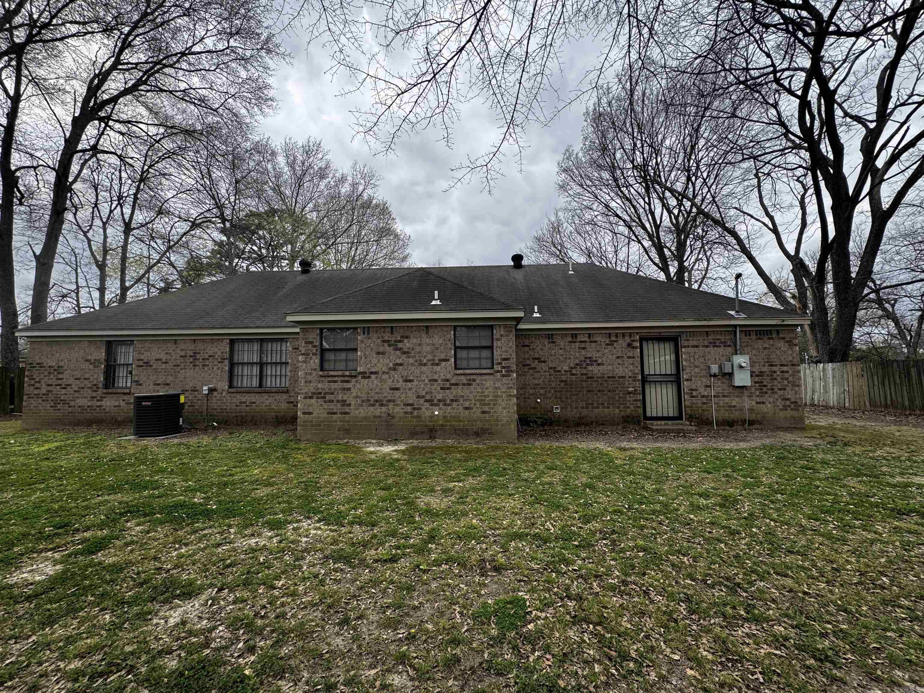 WOODS 2ND - Residential