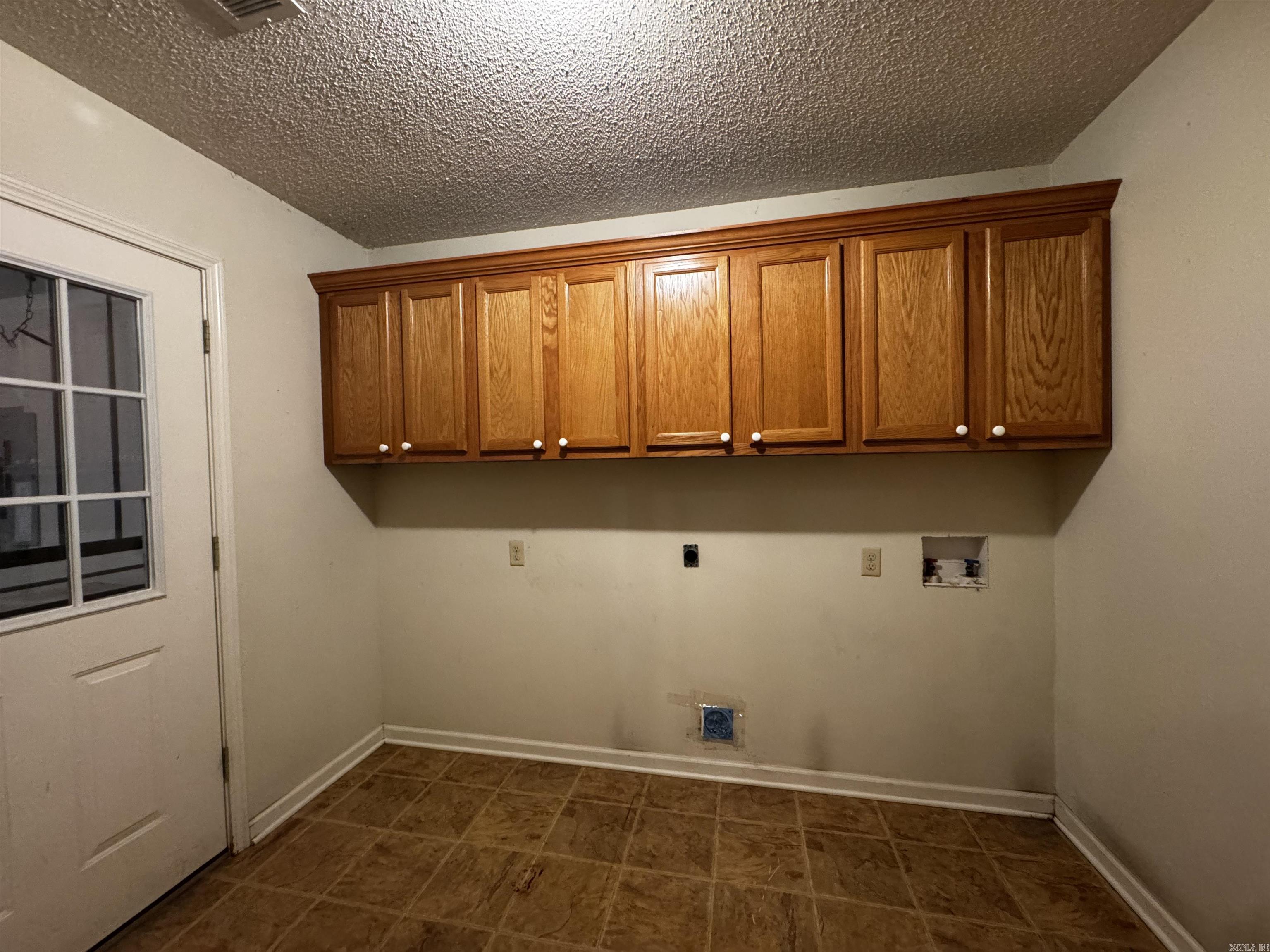 WOODS 2ND - Residential