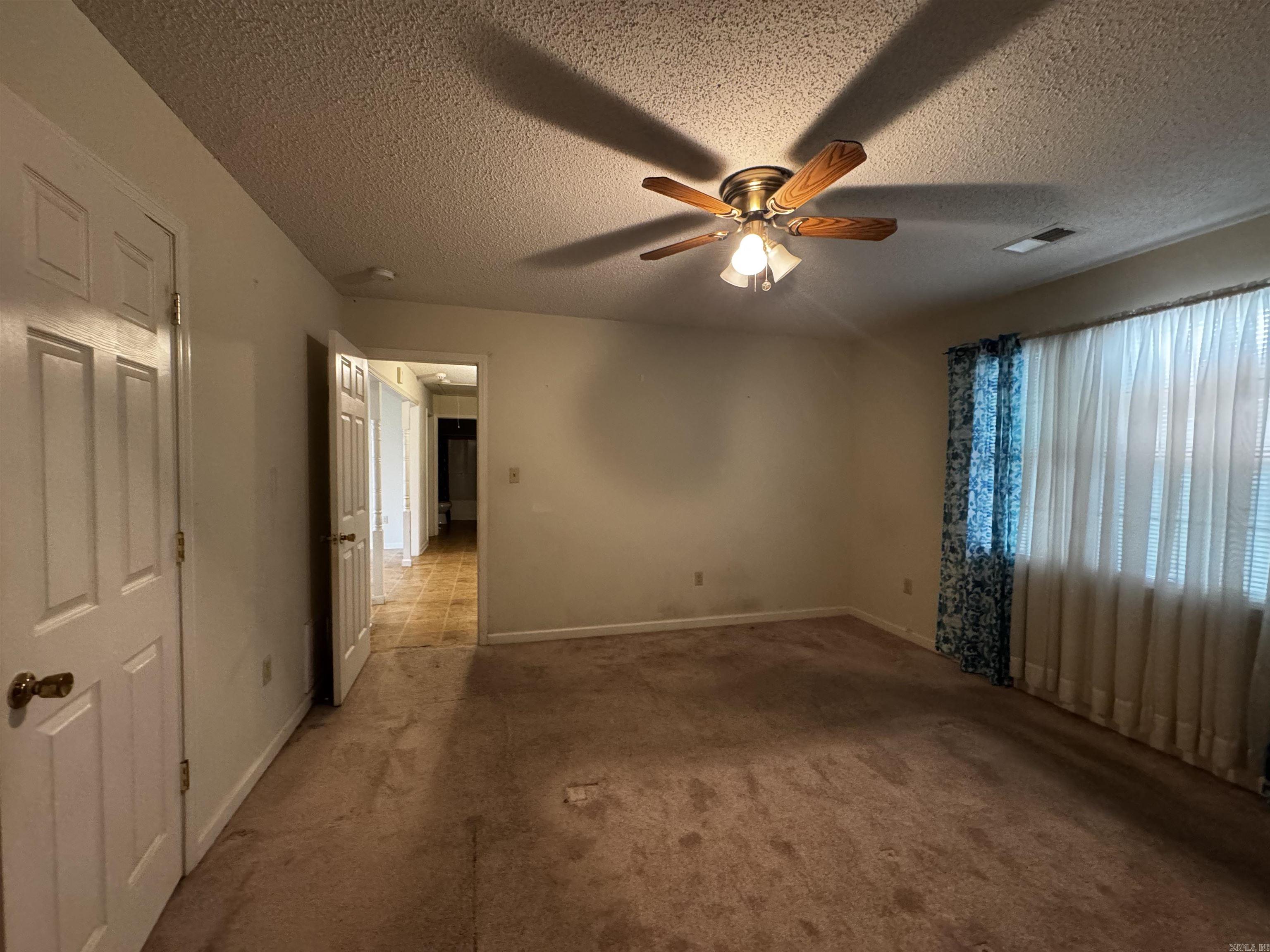 WOODS 2ND - Residential