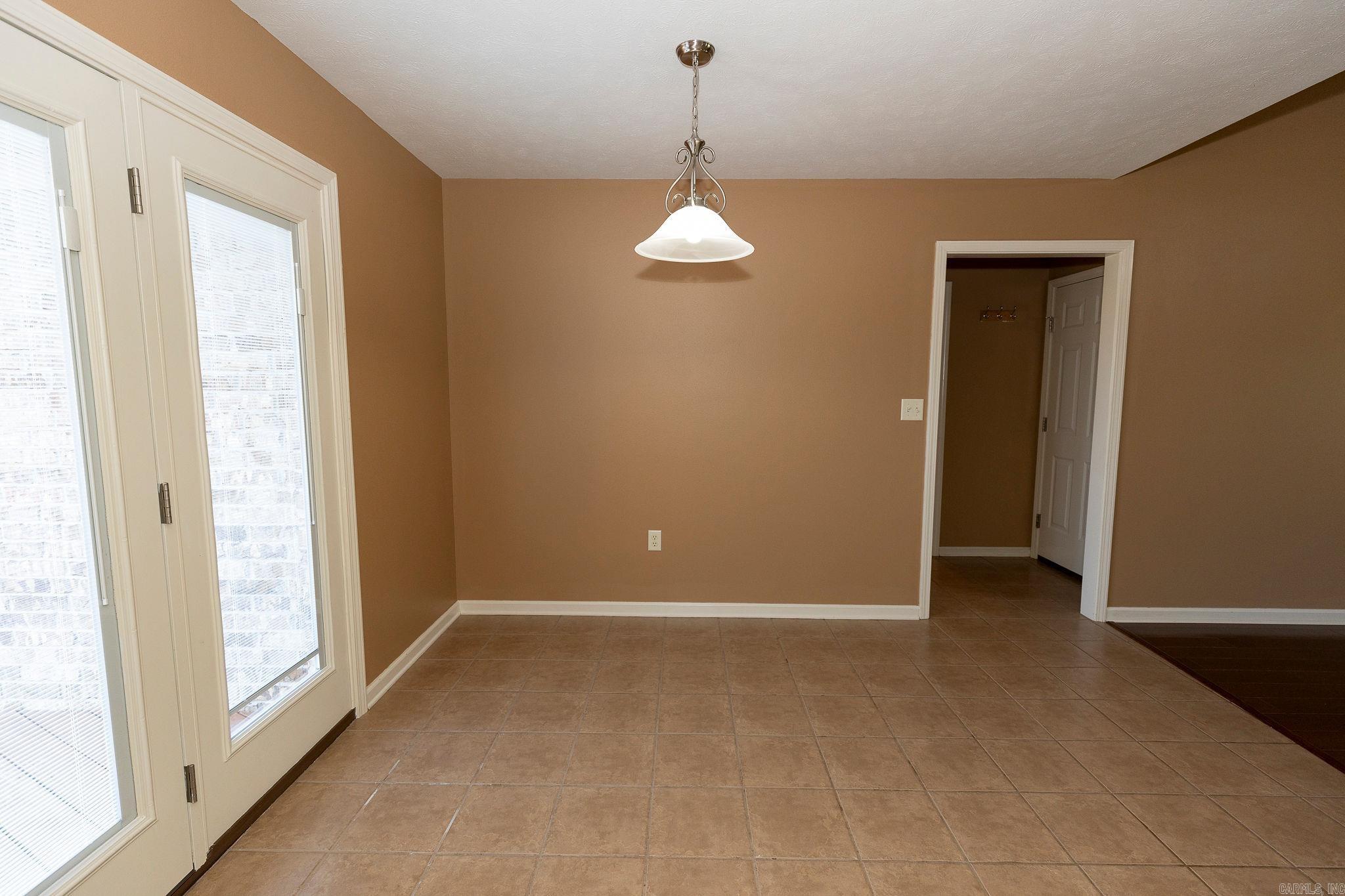 ARROWHEAD MEADOWS - Residential