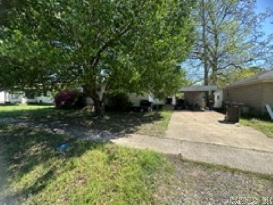 Cute house in Malvern! Access to interior is not allowed at this time.