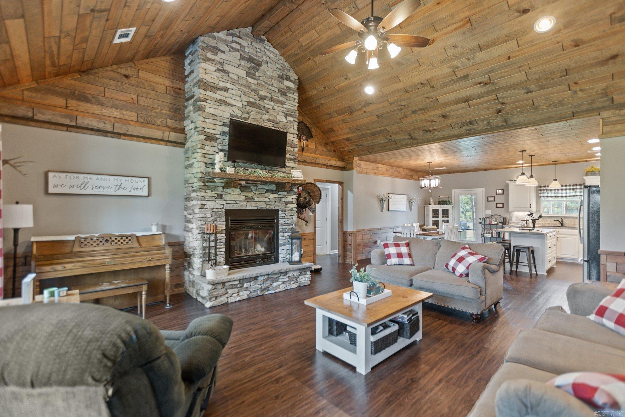 Metes & Bounds - Residential