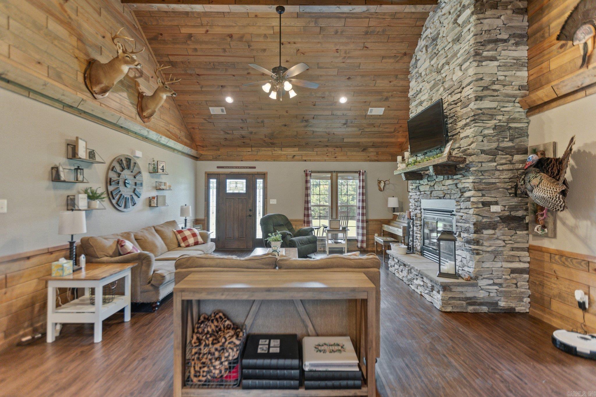 Metes & Bounds - Residential