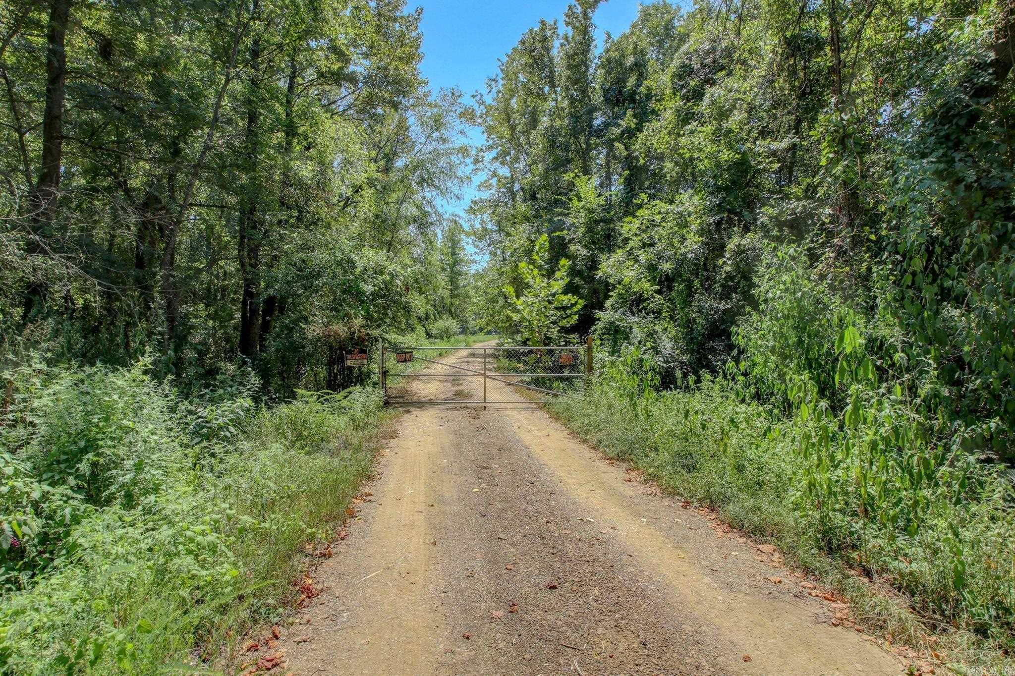 Metes & Bounds - Land