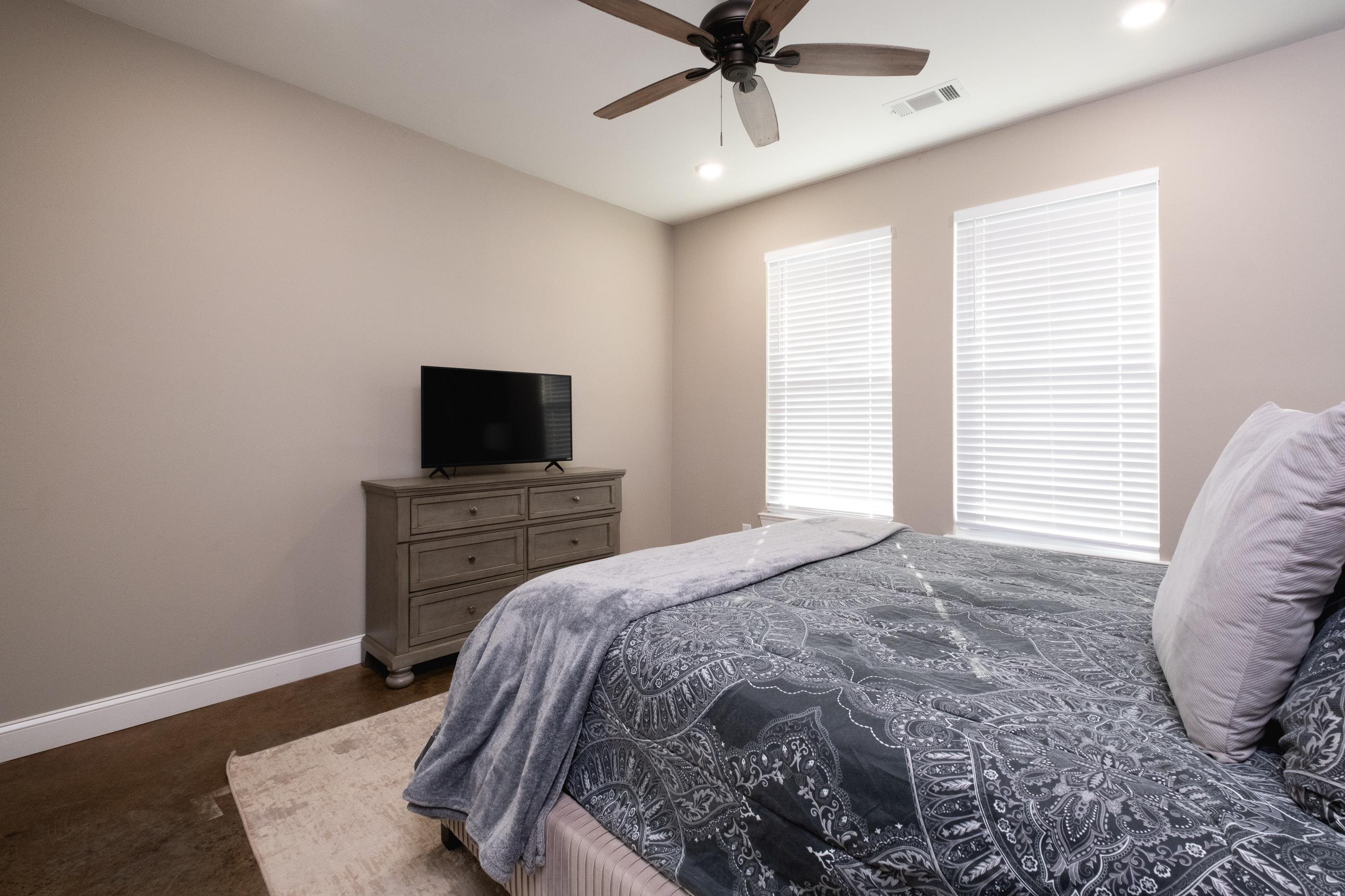 Lake View - Residential