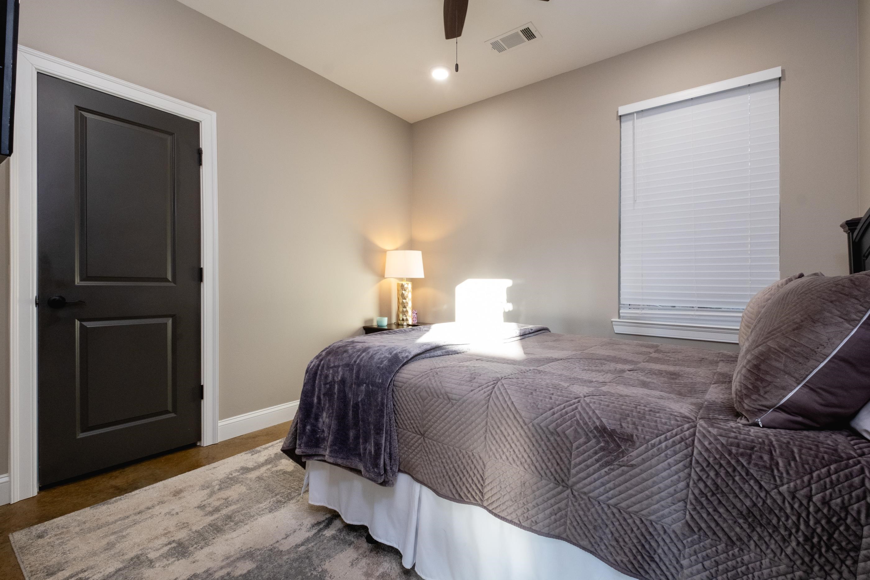 Lake View - Residential