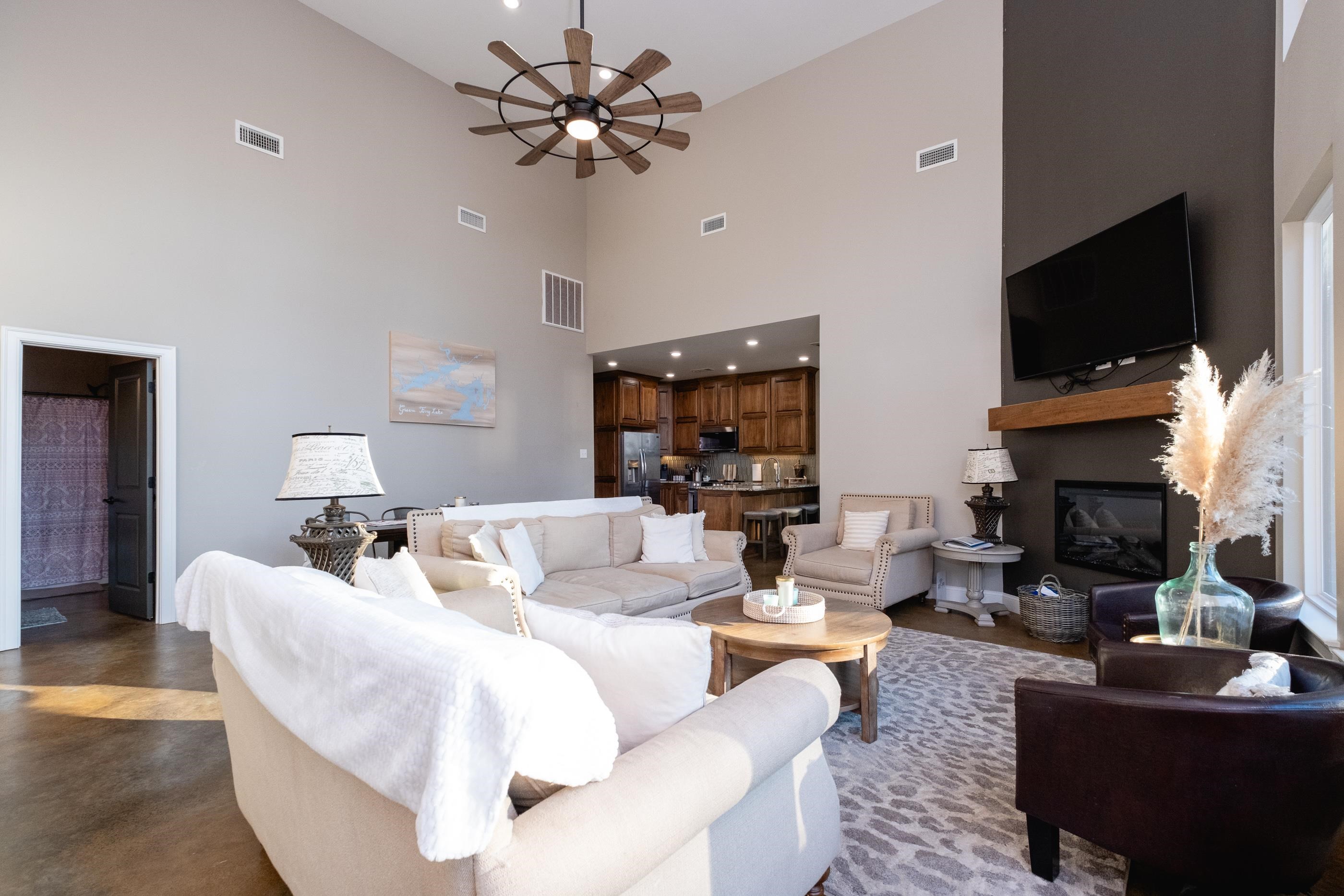 Lake View - Residential