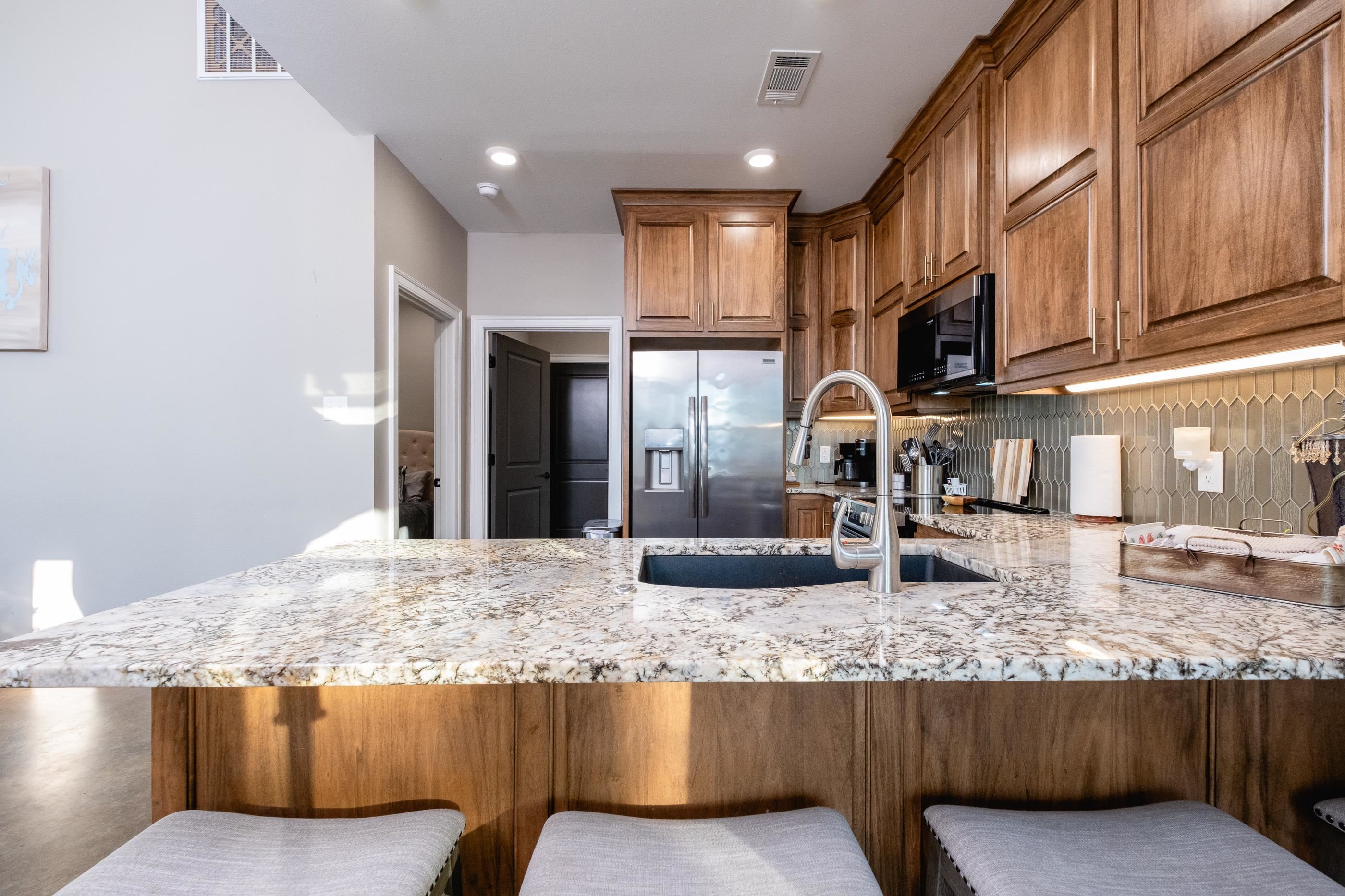 Lake View - Residential